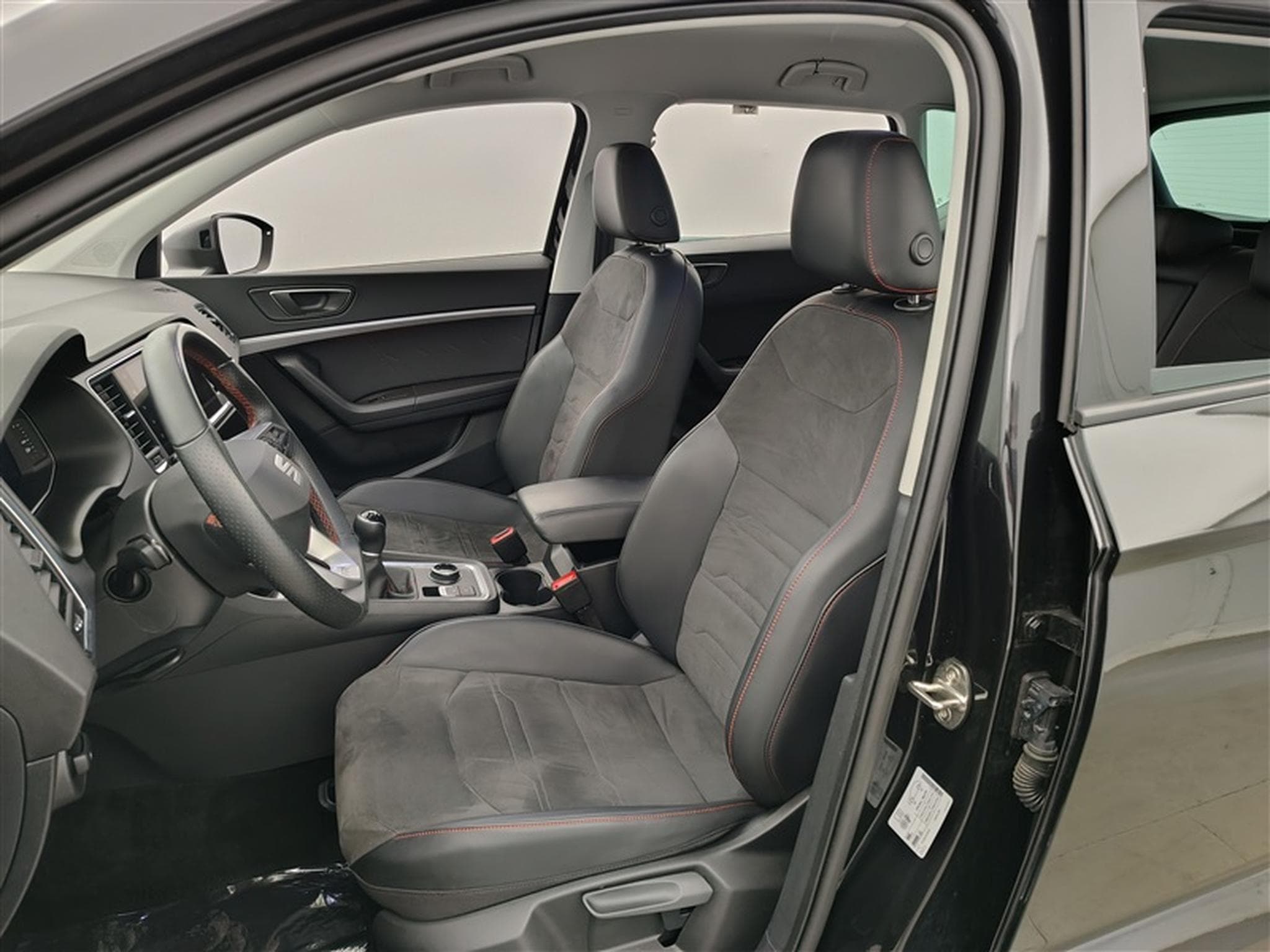 Seat Ateca 2.0 TDI 150cv "FR" NAVI / FULL LED / KEYLESS/ CAMERA / JA 19 (2023) - Photo 7