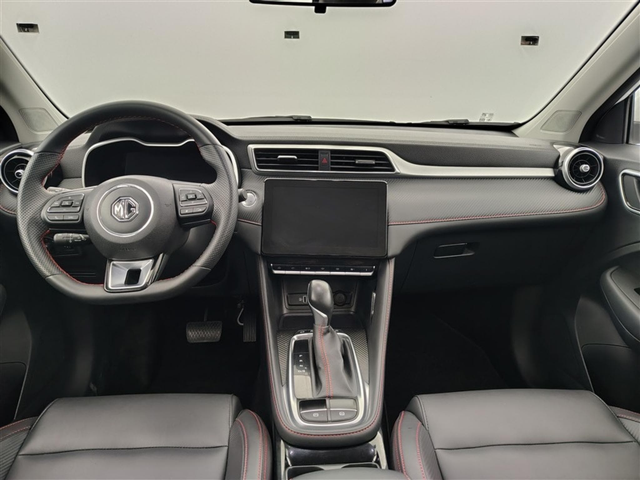 MG ZS 1.0 T-GDi 110cv AUTO Luxury NAVI / FULL LED / CUIR / CAMERA (2024) - Photo 8