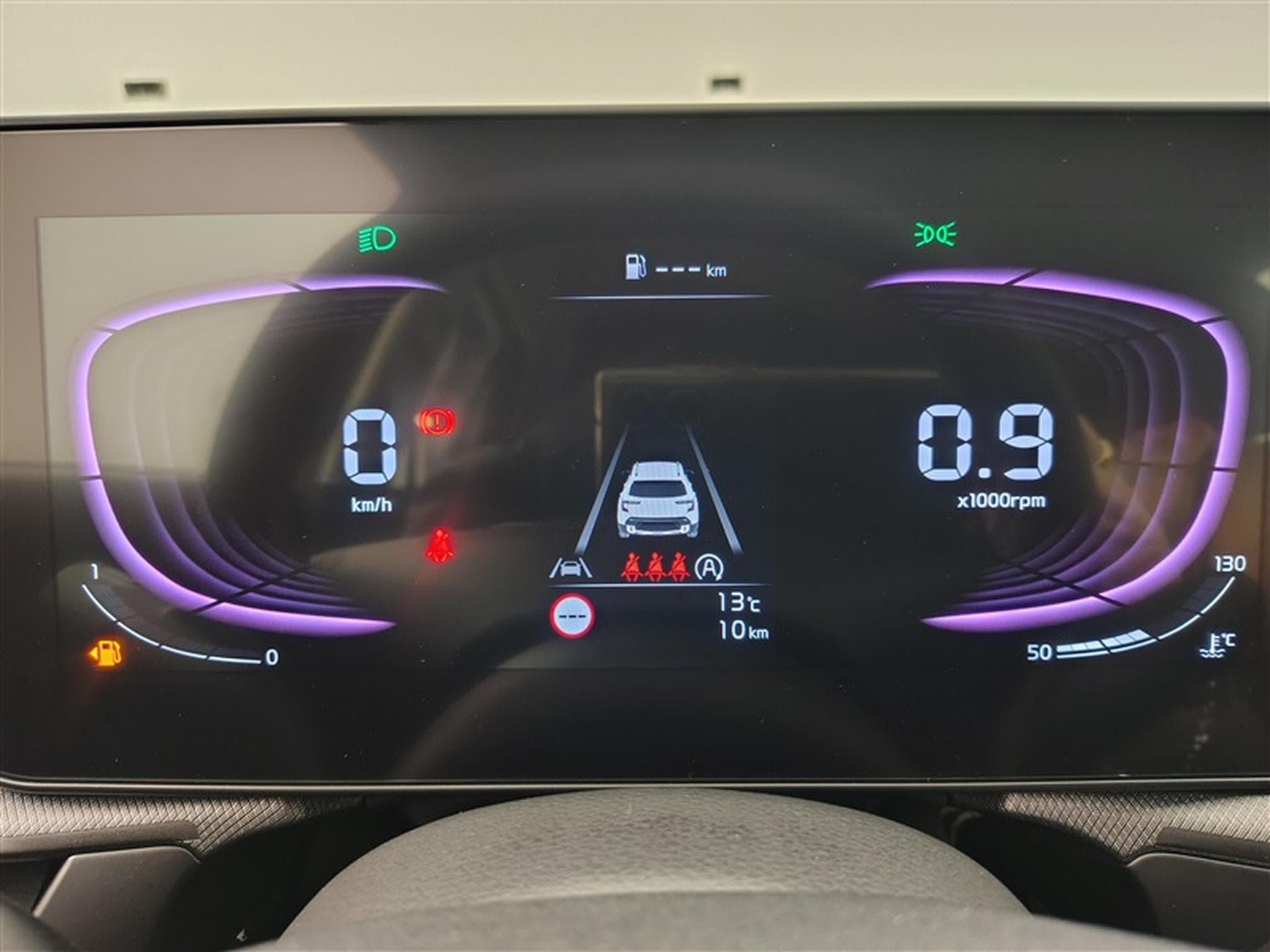 Kia Stonic 1.0 T-GDi 100cv Gold NAVI / CAMERA / CARPLAY (2026) - Photo 10