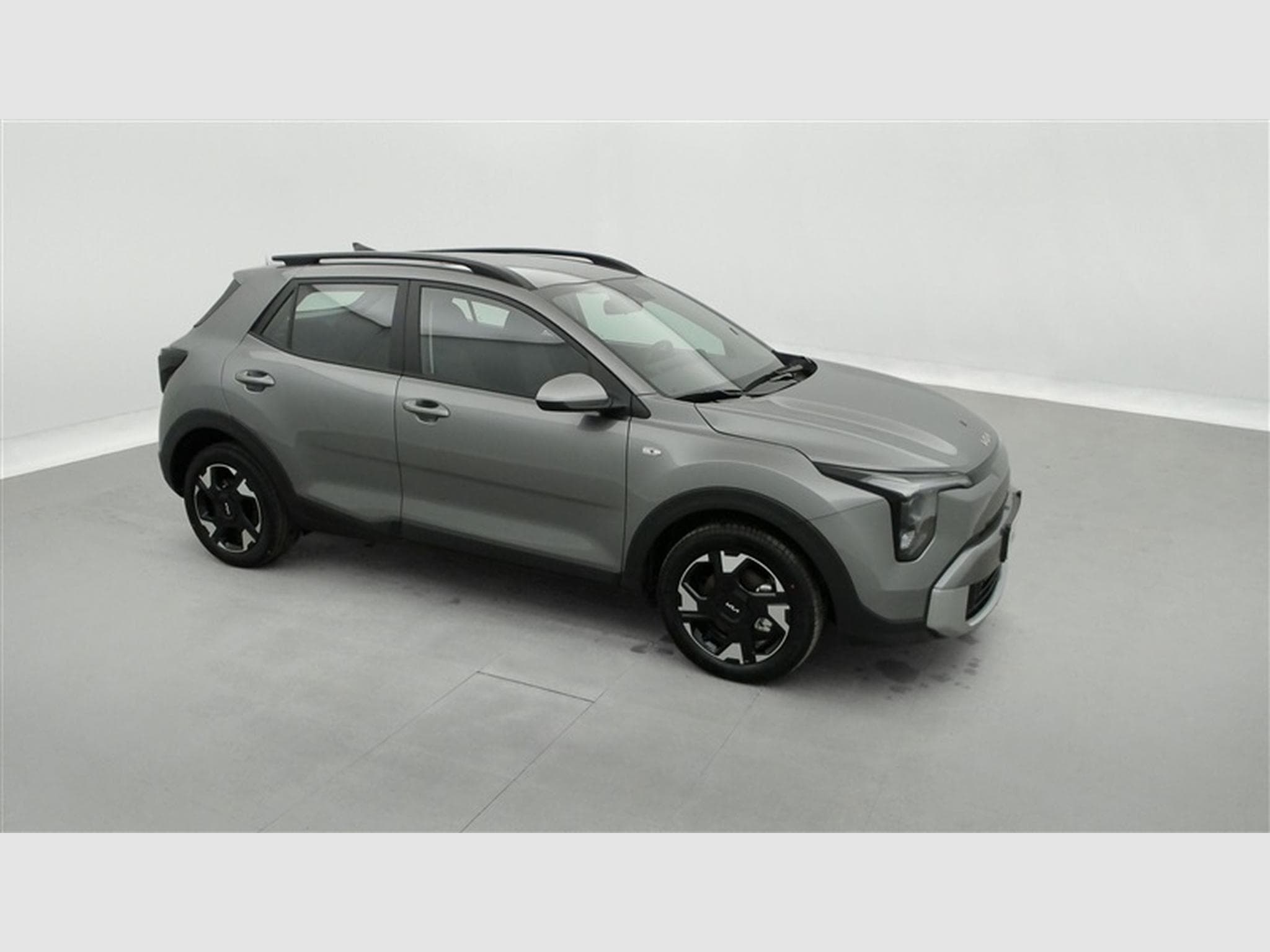 Kia Stonic 1.0 T-GDi 100cv Gold NAVI / CAMERA / CARPLAY (2026) - Photo 24