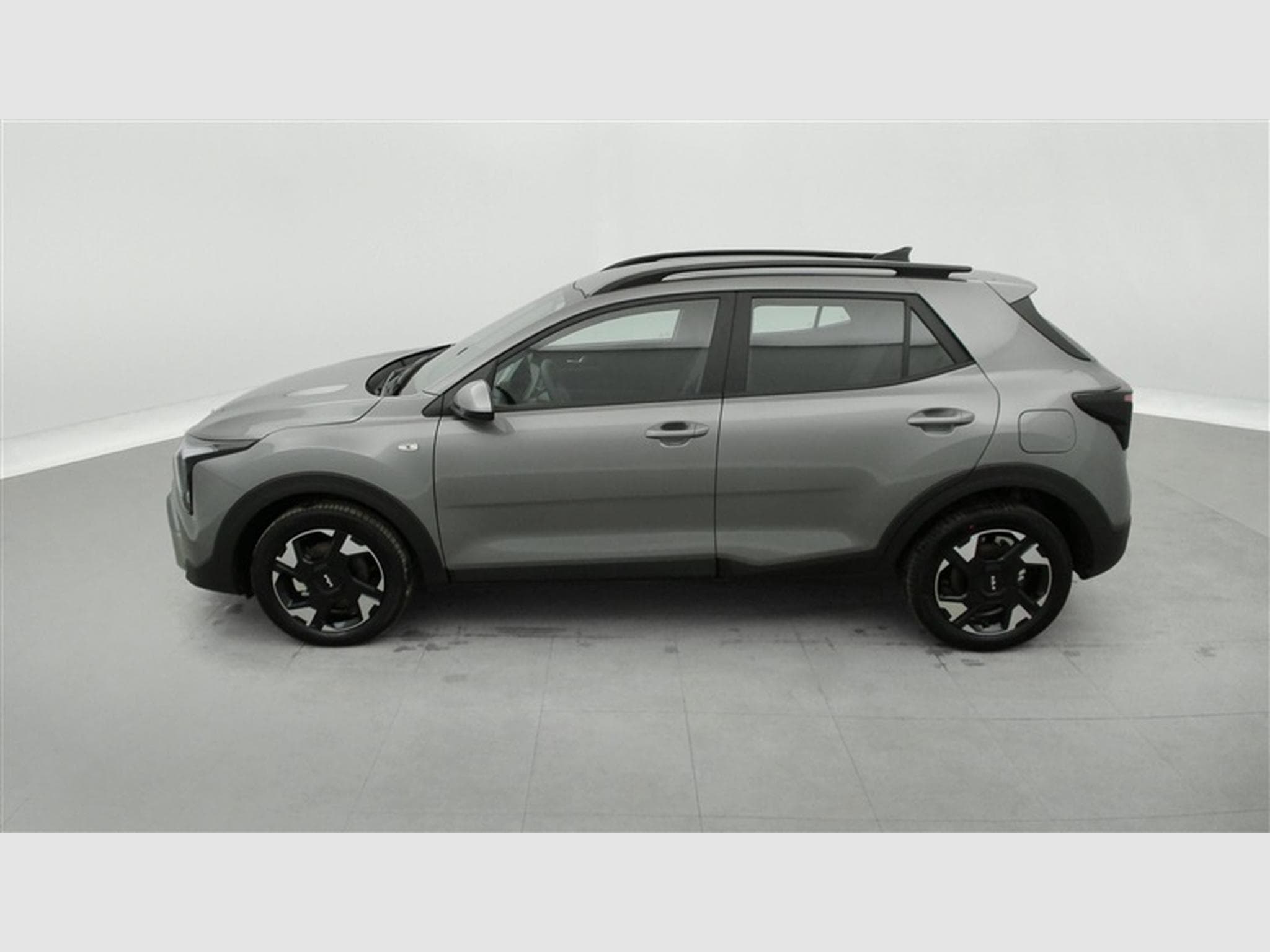 Kia Stonic 1.0 T-GDi 100cv Gold NAVI / CAMERA / CARPLAY (2026) - Photo 3