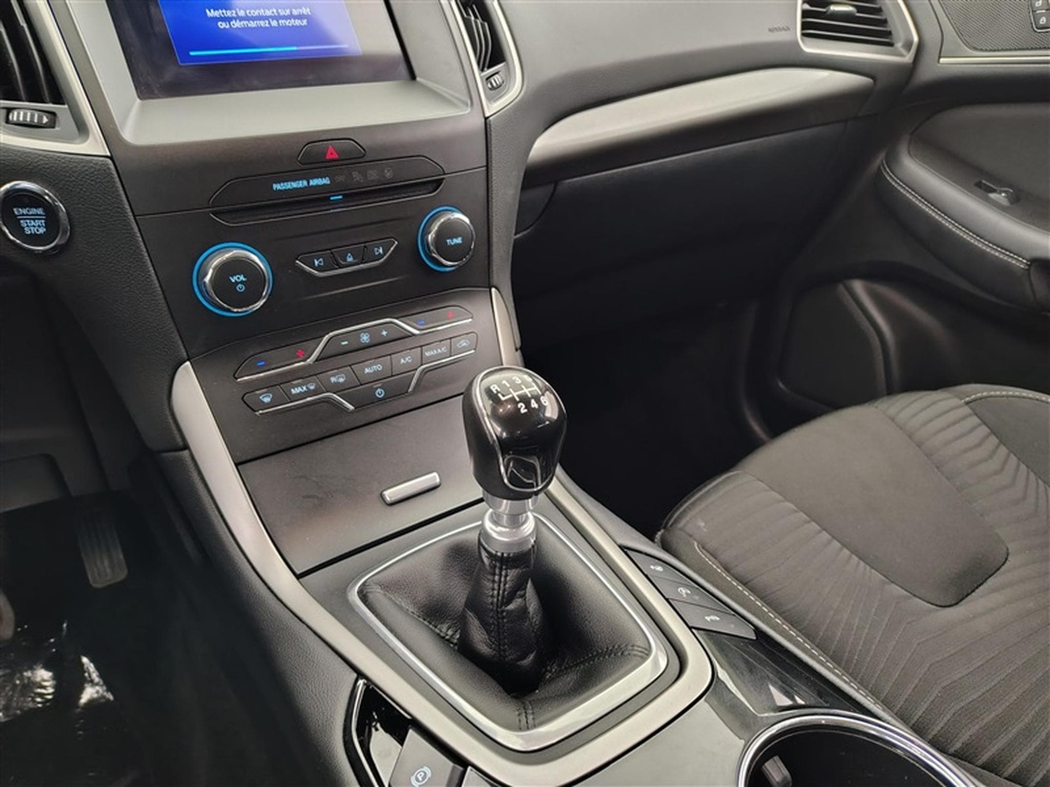 Ford S-Max 2.0 TDCi  Navi / Led / PDC av+ar (2022) - Photo 12