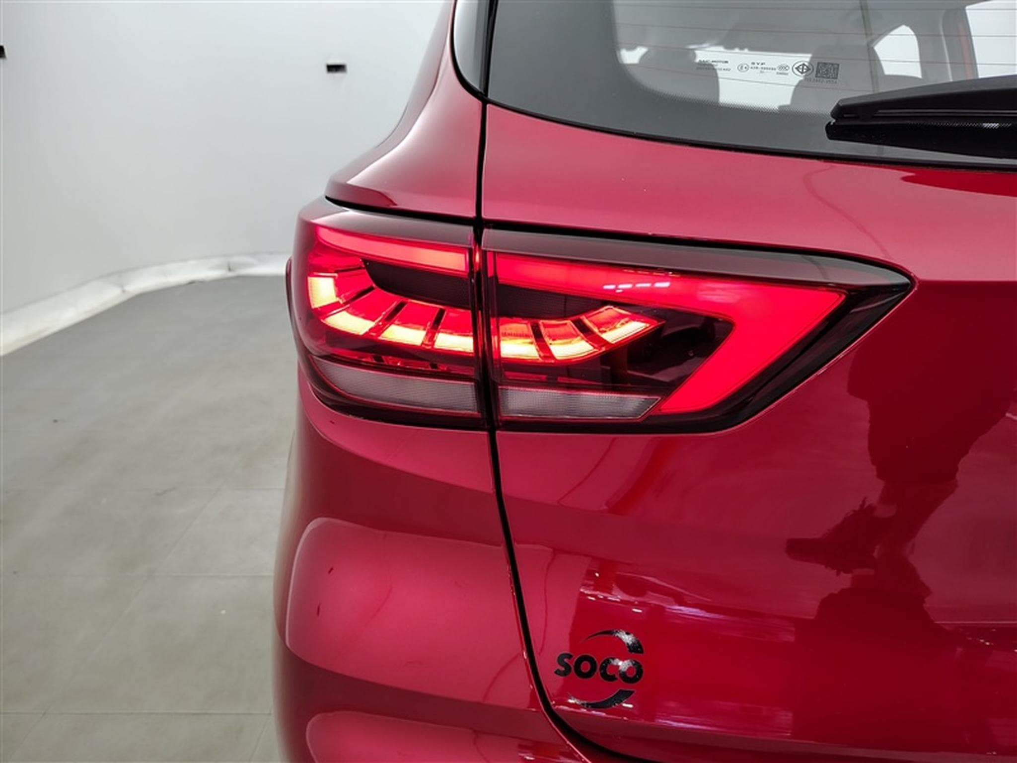 MG ZS 1.0 T-GDi 110cv AUTO Luxury NAVI / FULL LED / CUIR / CAMERA (2024) - Photo 16