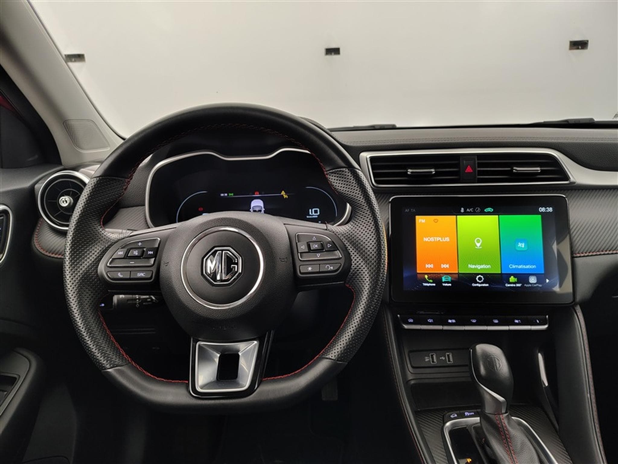 MG ZS 1.0 T-GDi 110cv AUTO Luxury NAVI / FULL LED / CUIR / CAMERA (2024) - Photo 9
