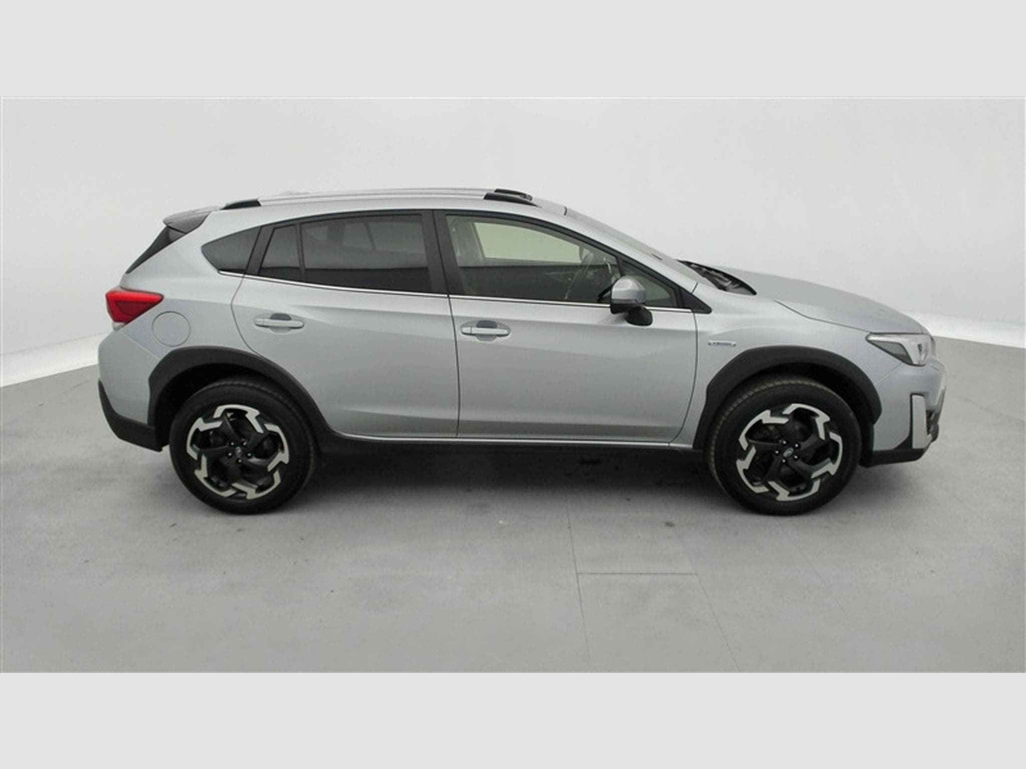 Subaru XV 2.0 Boxer CVT AWD Premium NAVI / XENON / CUIR / TO / CAM (2024) - Photo 25