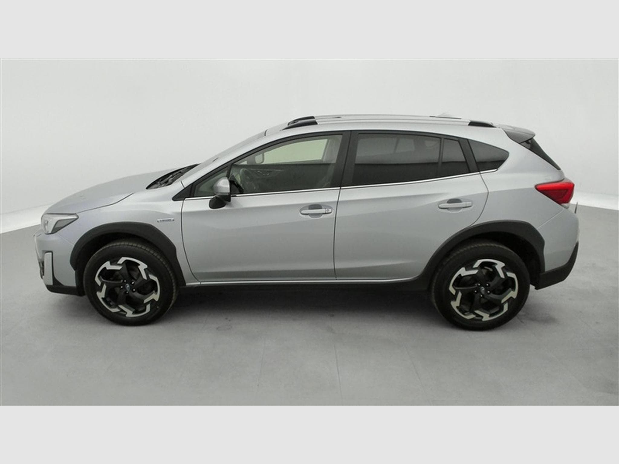 Subaru XV 2.0 Boxer CVT AWD Premium NAVI / XENON / CUIR / TO / CAM (2024) - Photo 3