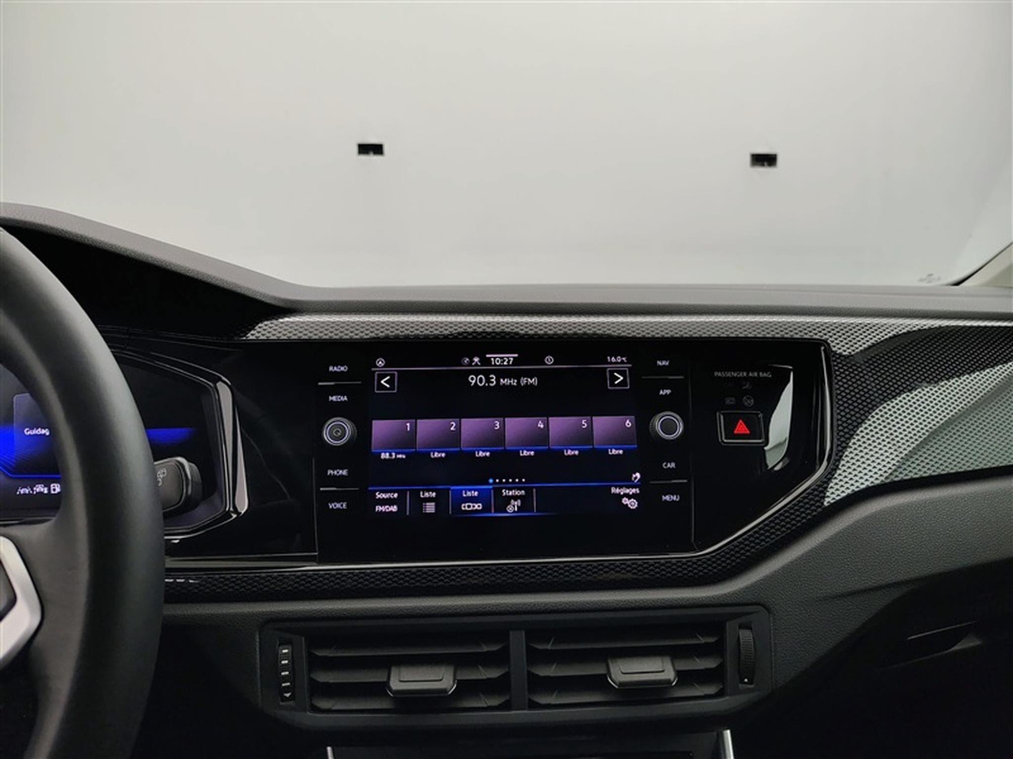 VW Taigo 1.0 TSI 115cv DSG Life CARPLAY / CAMERA / FULL LED / ALU (2025) - Photo 11