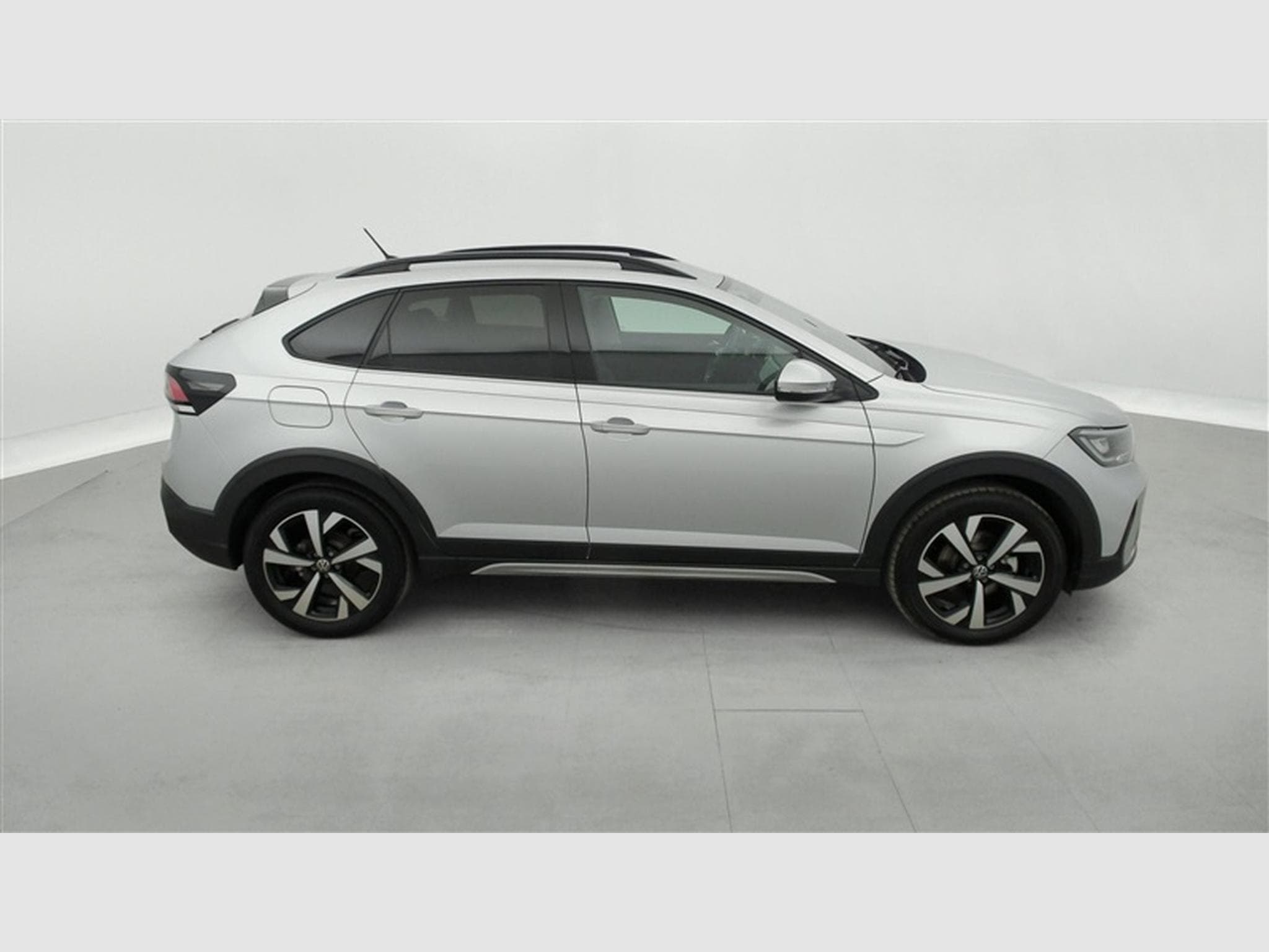 VW Taigo 1.0 TSI 115cv DSG Life CARPLAY / CAMERA / FULL LED / ALU (2025) - Photo 24