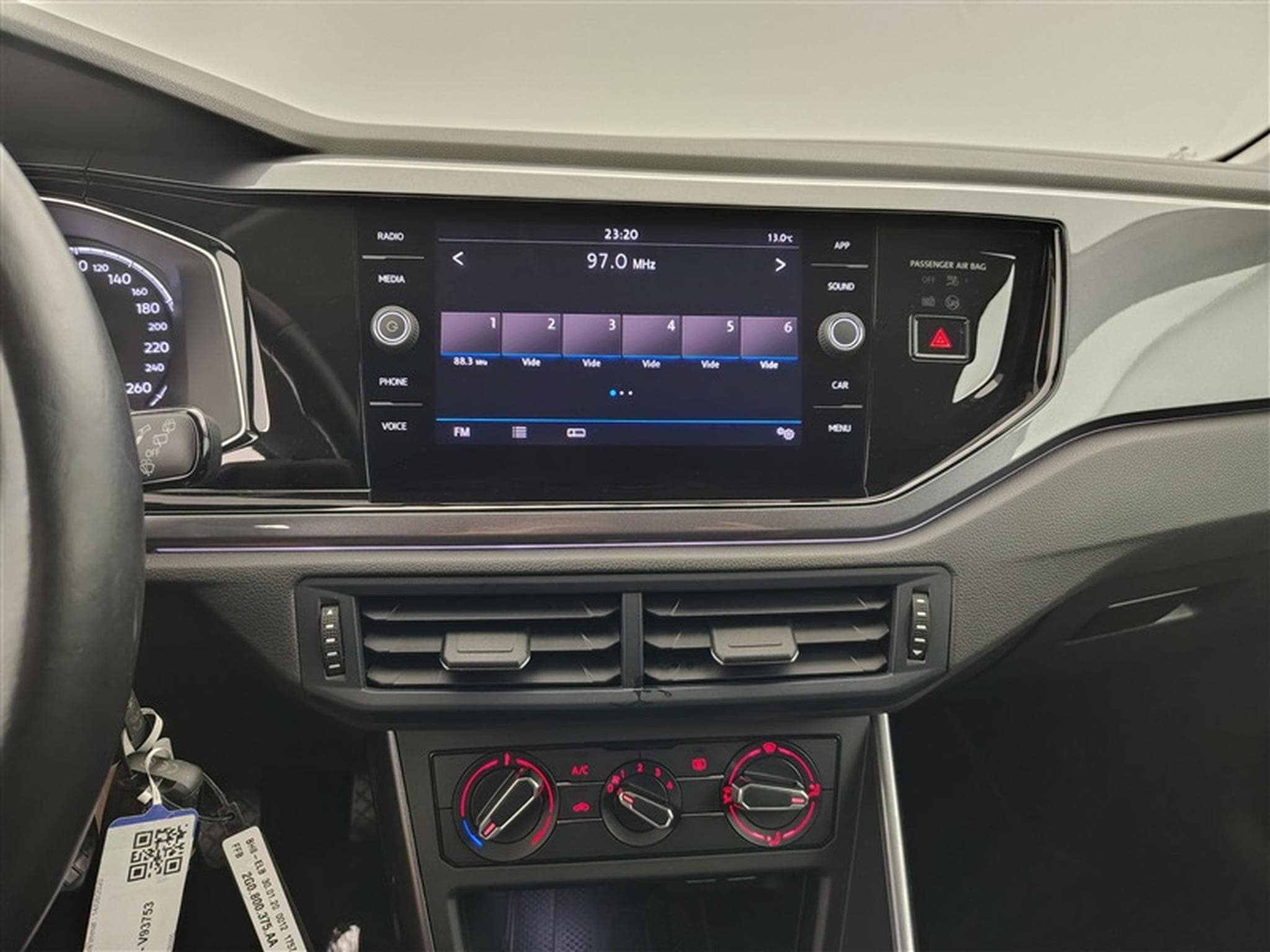 VW Polo 1.0 TSi Highline OPF (2020) - Photo 11