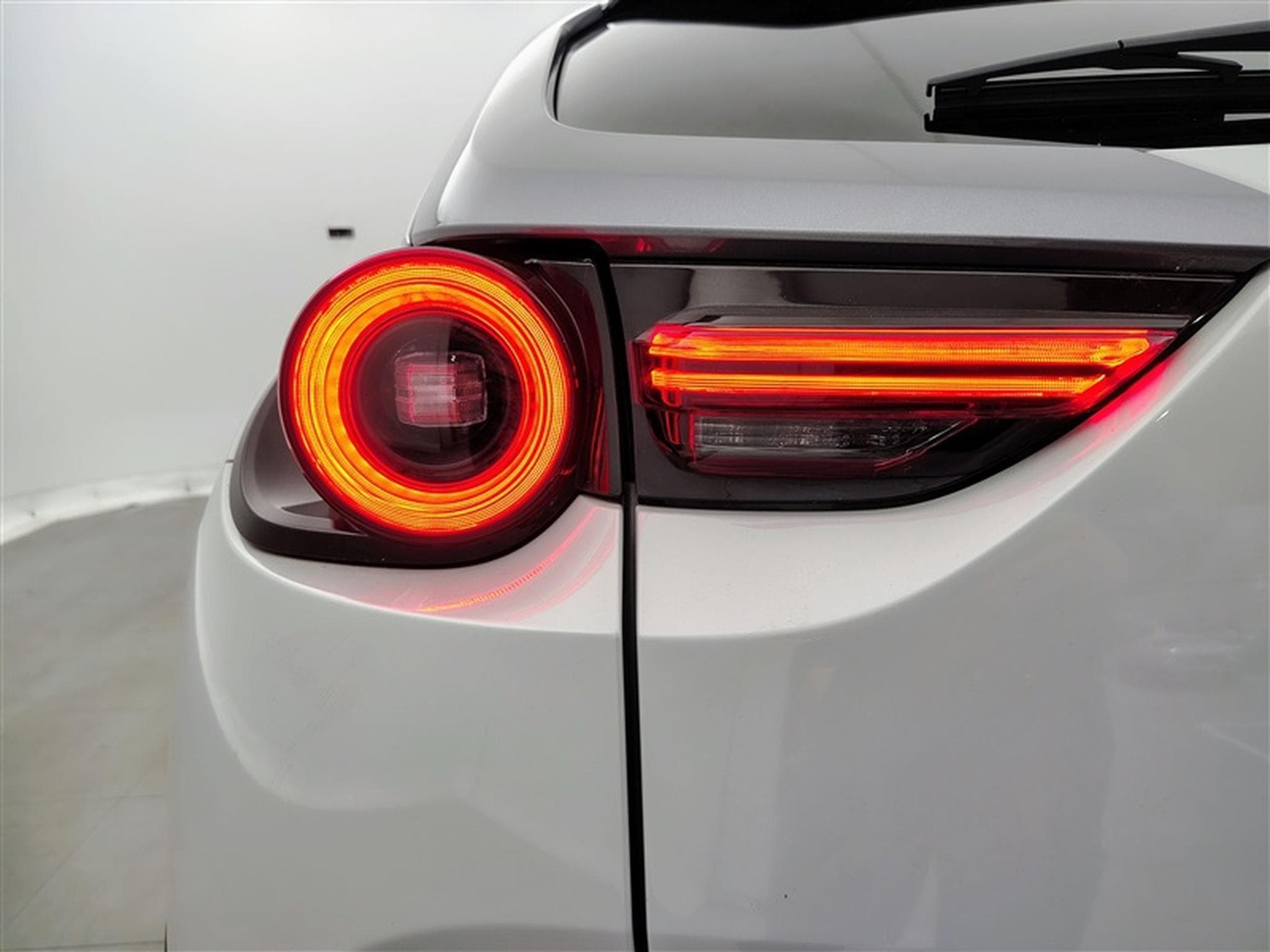 Mazda MX-30 17.8 kWh e-SKYACTIV R-EV *NAVI/CAM360/FULL LED/T.OUV/JA18* (2024) - Photo 16
