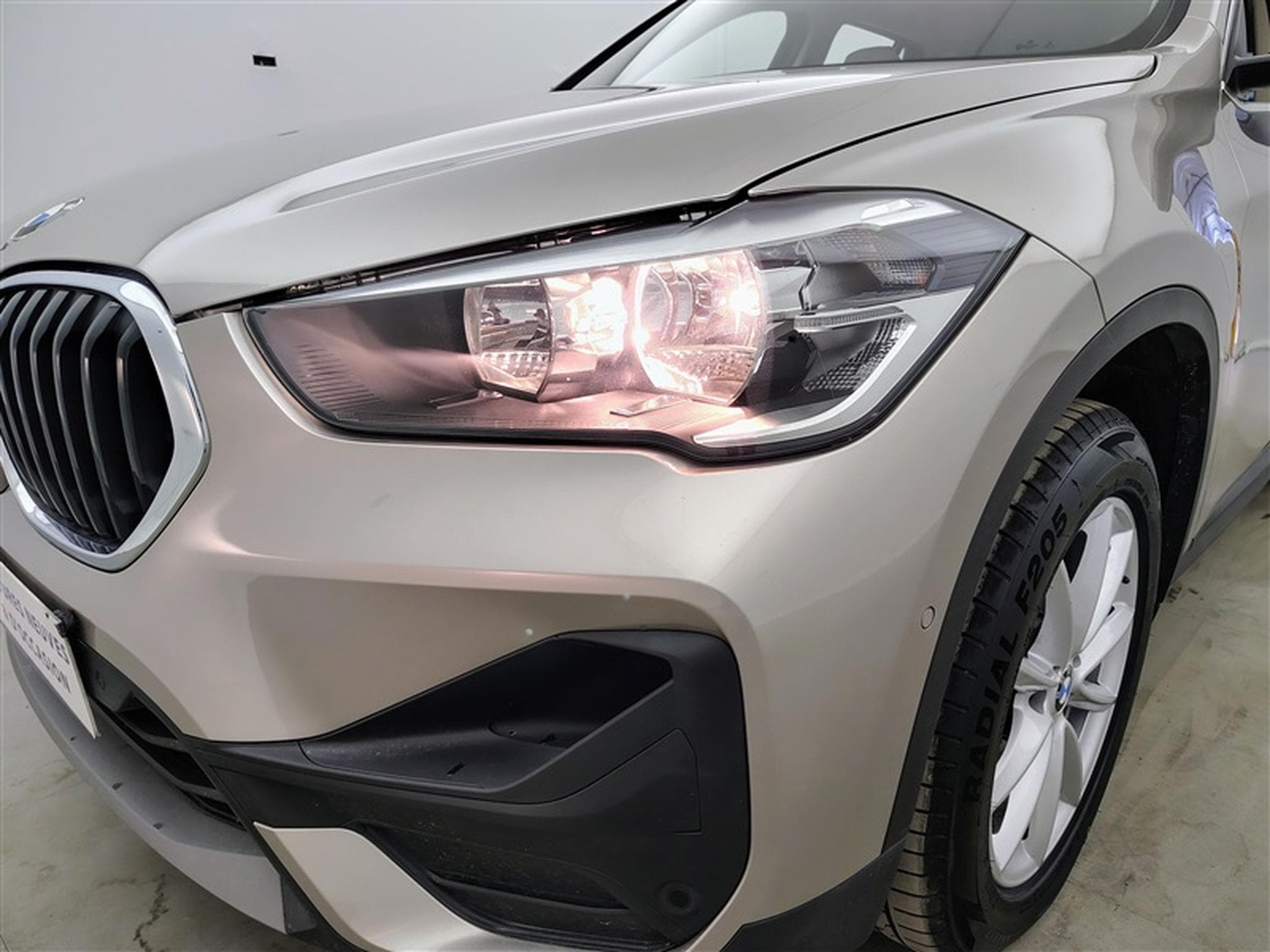 BMW X1 1.5 dA sDrive16 Cuir / Navi / PDC av+ar (2020) - Photo 15