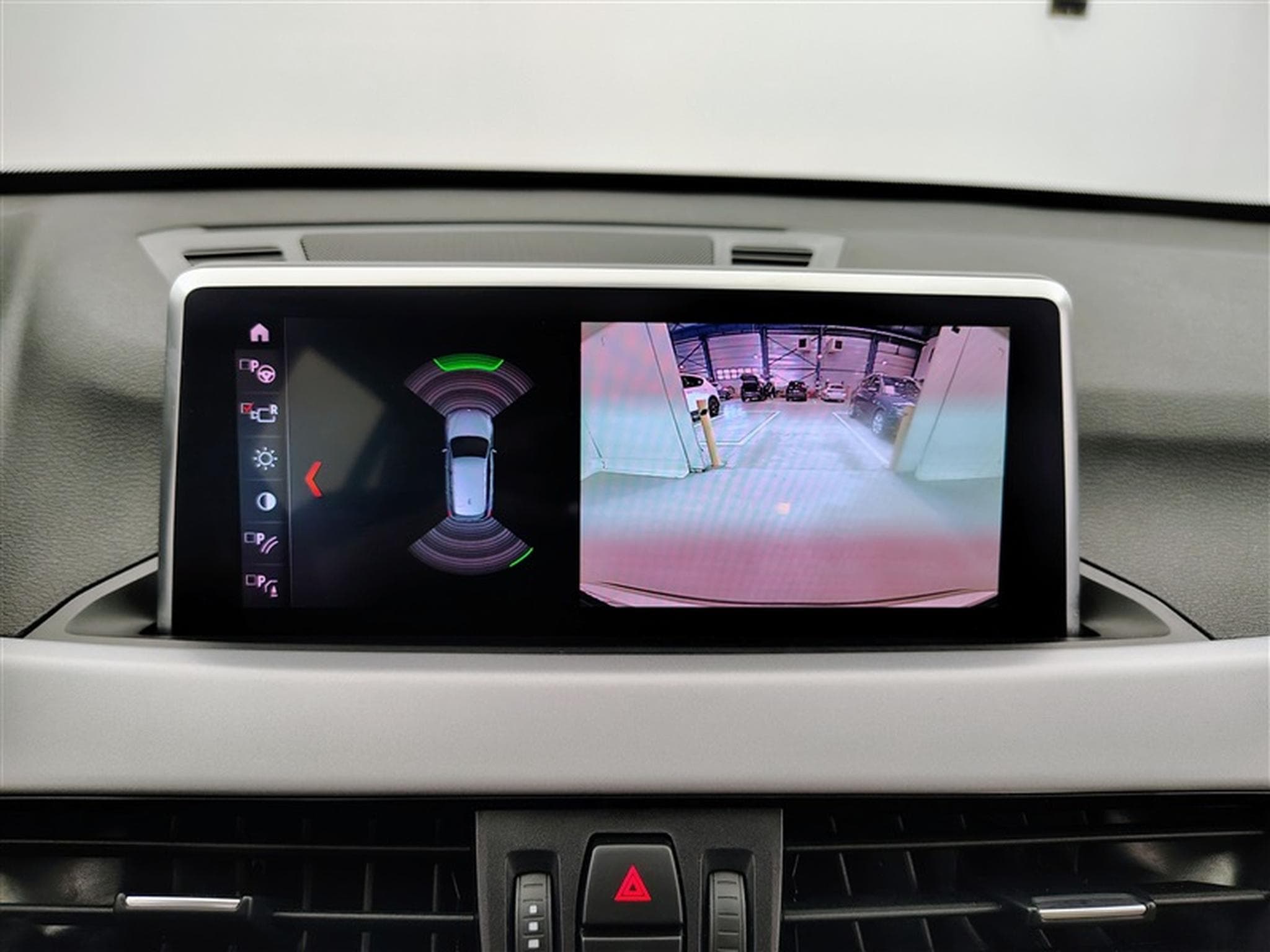 BMW X1 1.5 dA sDrive16 Cuir / Navi / PDC av+ar (2020) - Photo 18