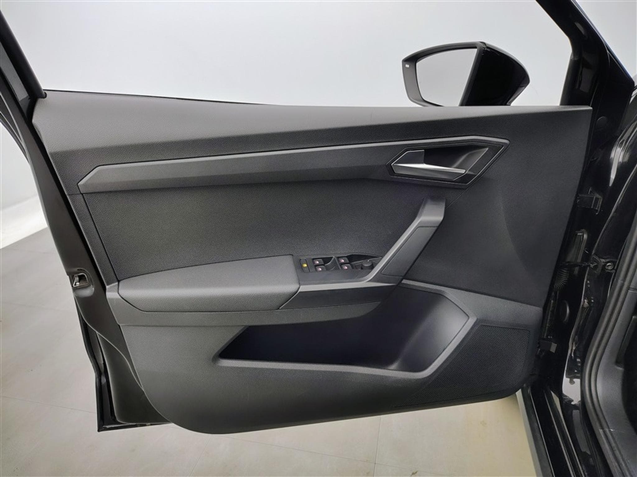Seat Arona Arona 1.0 TSI Move! NAVI/LED/JA16/PDC (2023) - Photo 16
