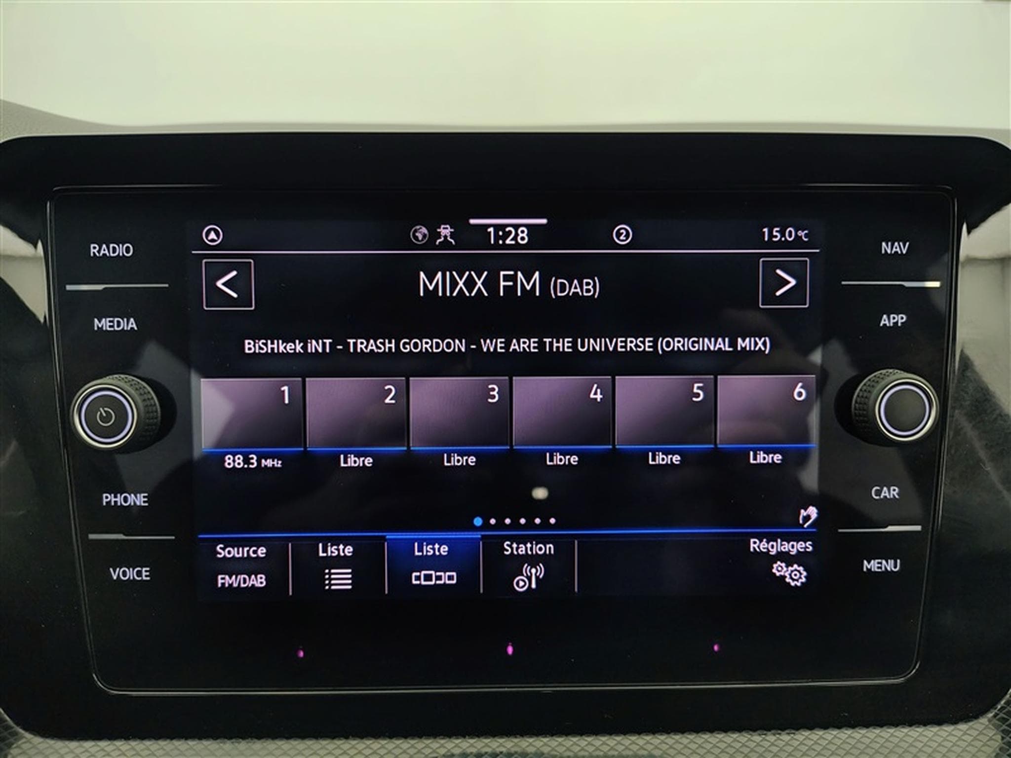 VW T-Cross 1.0 TSI 115cv DSG Life CARPLAY / CAMERA / FULL LED / ALU (2025) - Photo 11