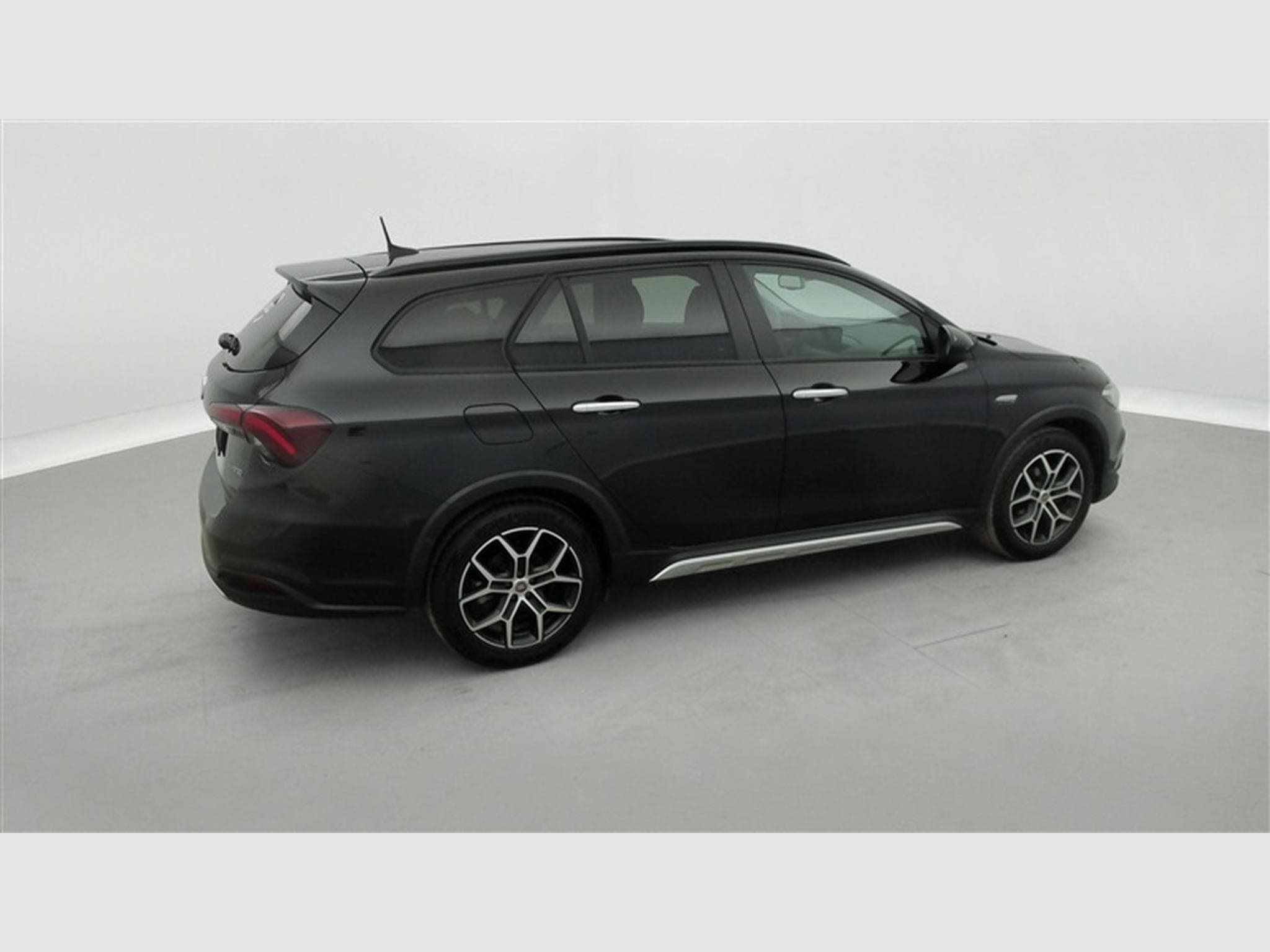Fiat Tipo SW Cross 1.5 Hybrid T DCT°CARPLAY°CAM°PDC AV-AR°JA17 (2023) - Photo 24