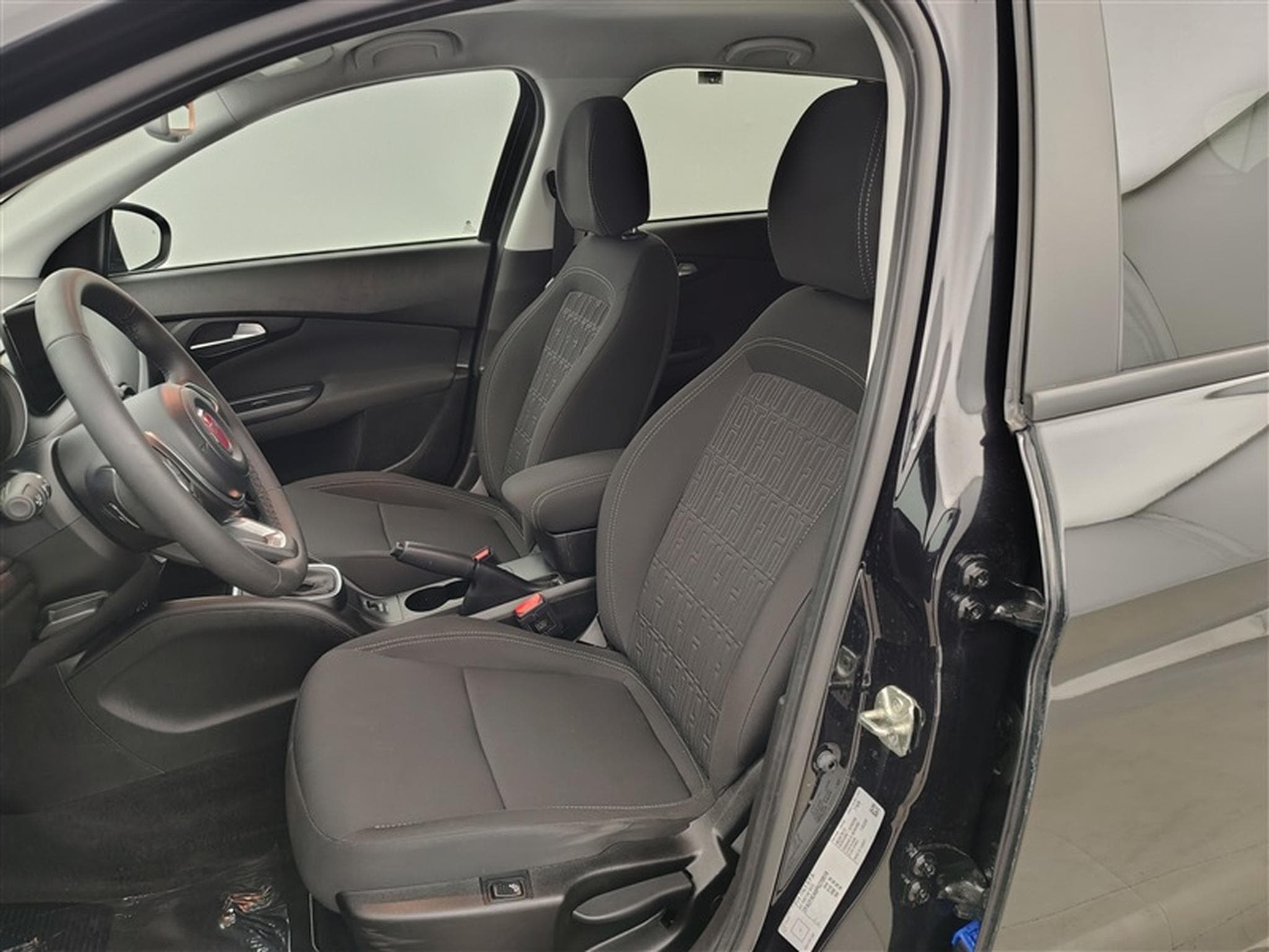 Fiat Tipo SW Cross 1.5 Hybrid T DCT°CARPLAY°CAM°PDC AV-AR°JA17 (2023) - Photo 7