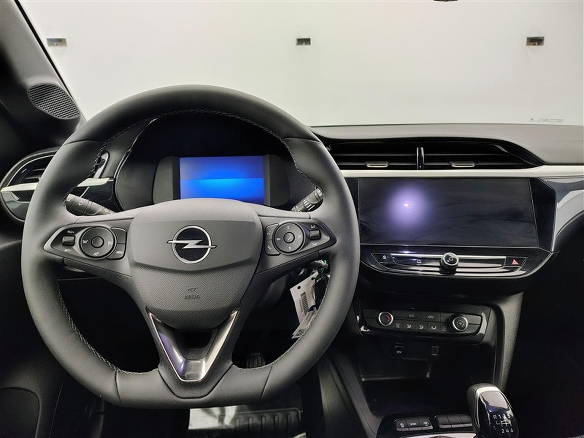 Opel Corsa 1.2 Turbo 100Cv GS Line S-CUIR / CARPLAY / FULL LED / CAMERA (2025) - Photo 9