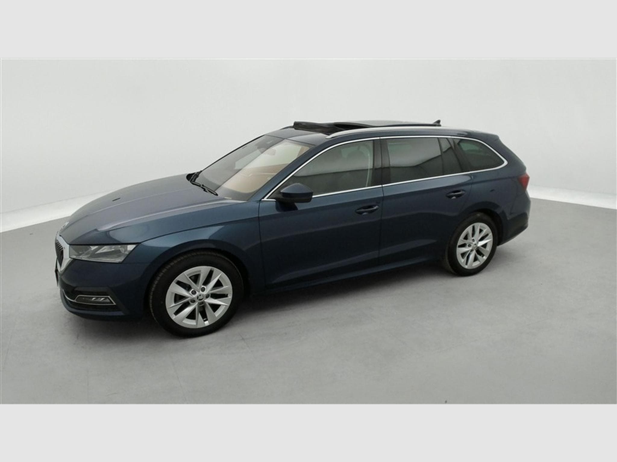 Skoda Octavia SW 1.0 TSI eTec Style DSG Navi / Led / Pano (2020) - Photo 25