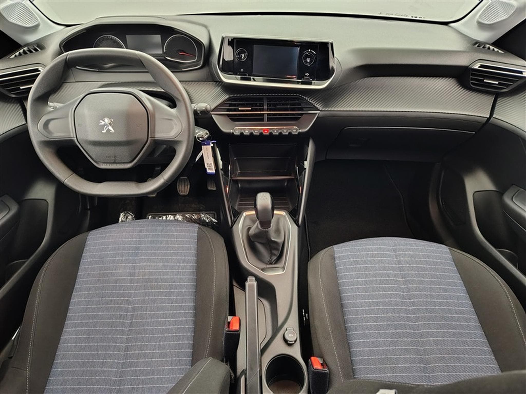 Peugeot 208 1.2i PureTech Like CLIM (2022) - Foto 8