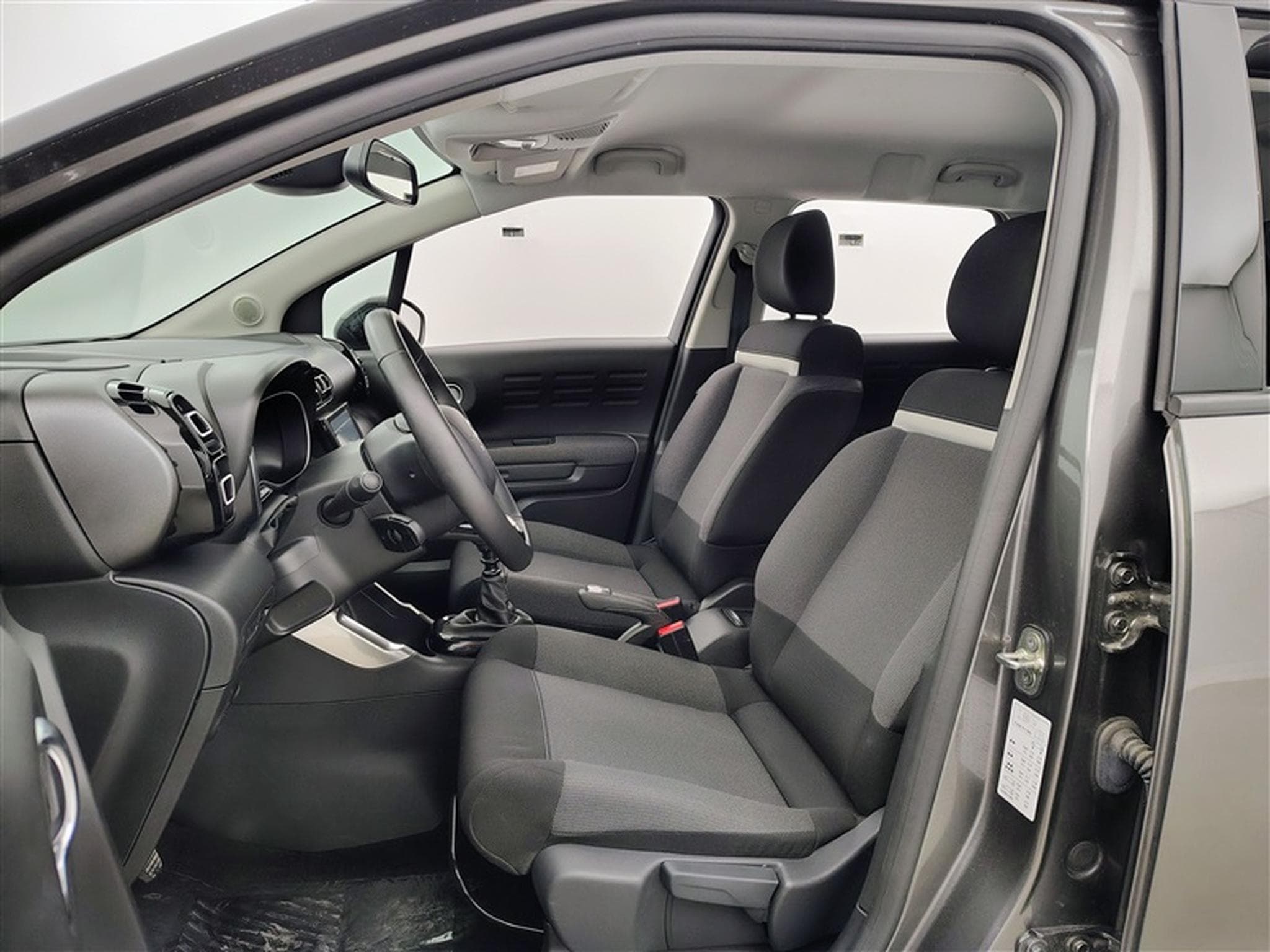 Citroen C3 Aircross 1.2 PureTech Plus Origins S&S (EU6.4) (2024) - Photo 7