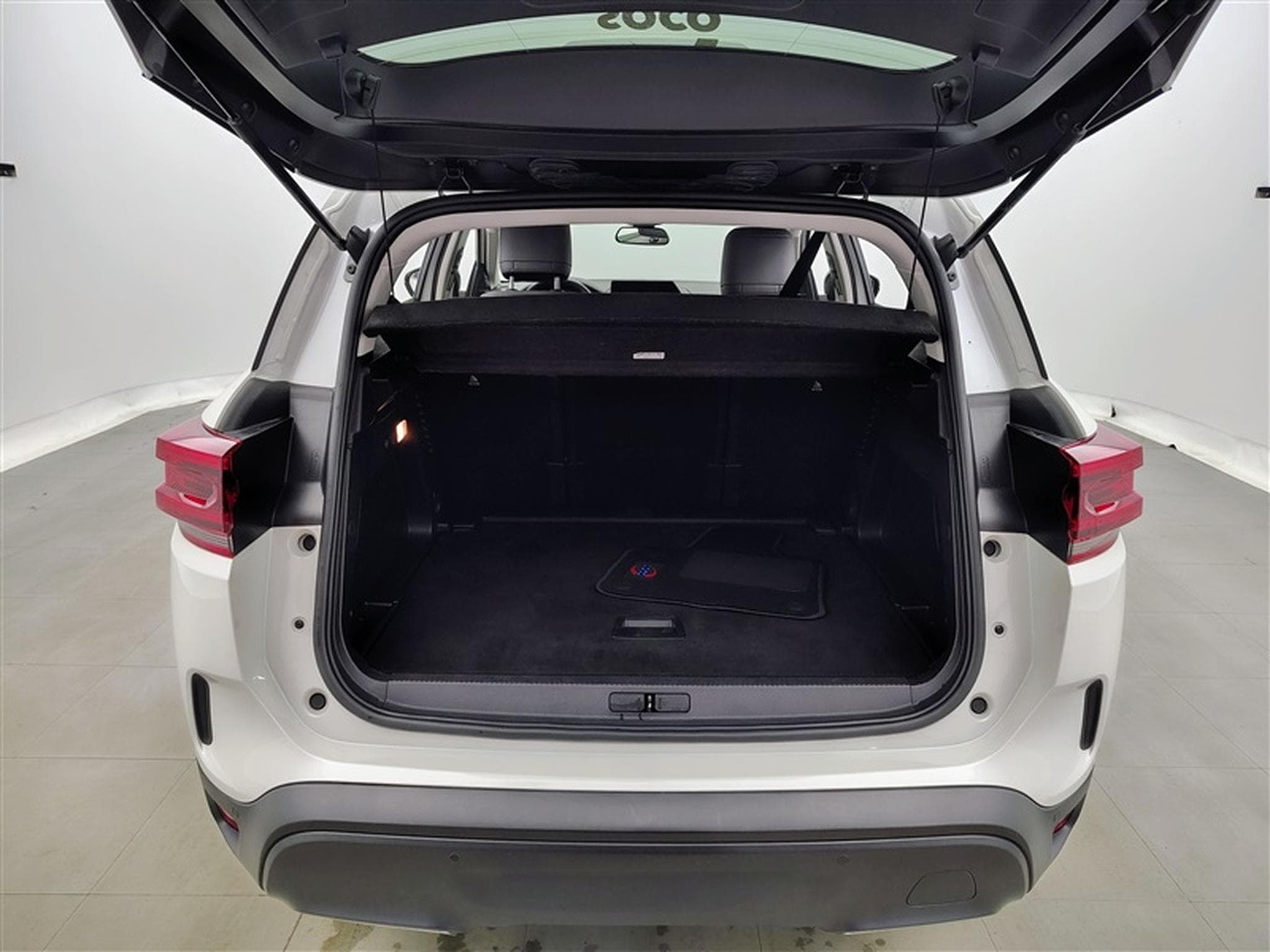 Citroen C5 Aircross 1.2i 130Cv EAT8 Shine NAVI / CARPLAY / FULL LED (2023) - Photo 14