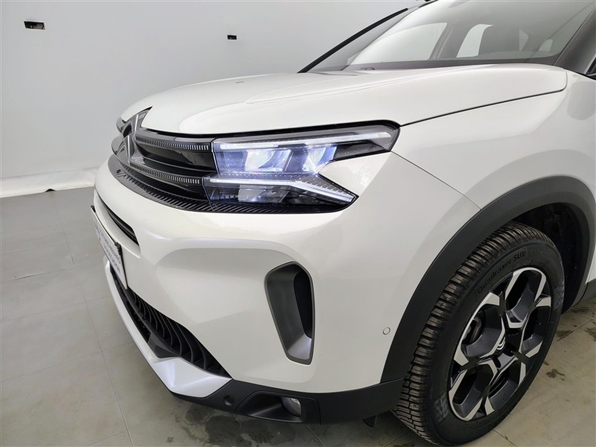 Citroen C5 Aircross 1.2i 130Cv EAT8 Shine NAVI / CARPLAY / FULL LED (2023) - Photo 15