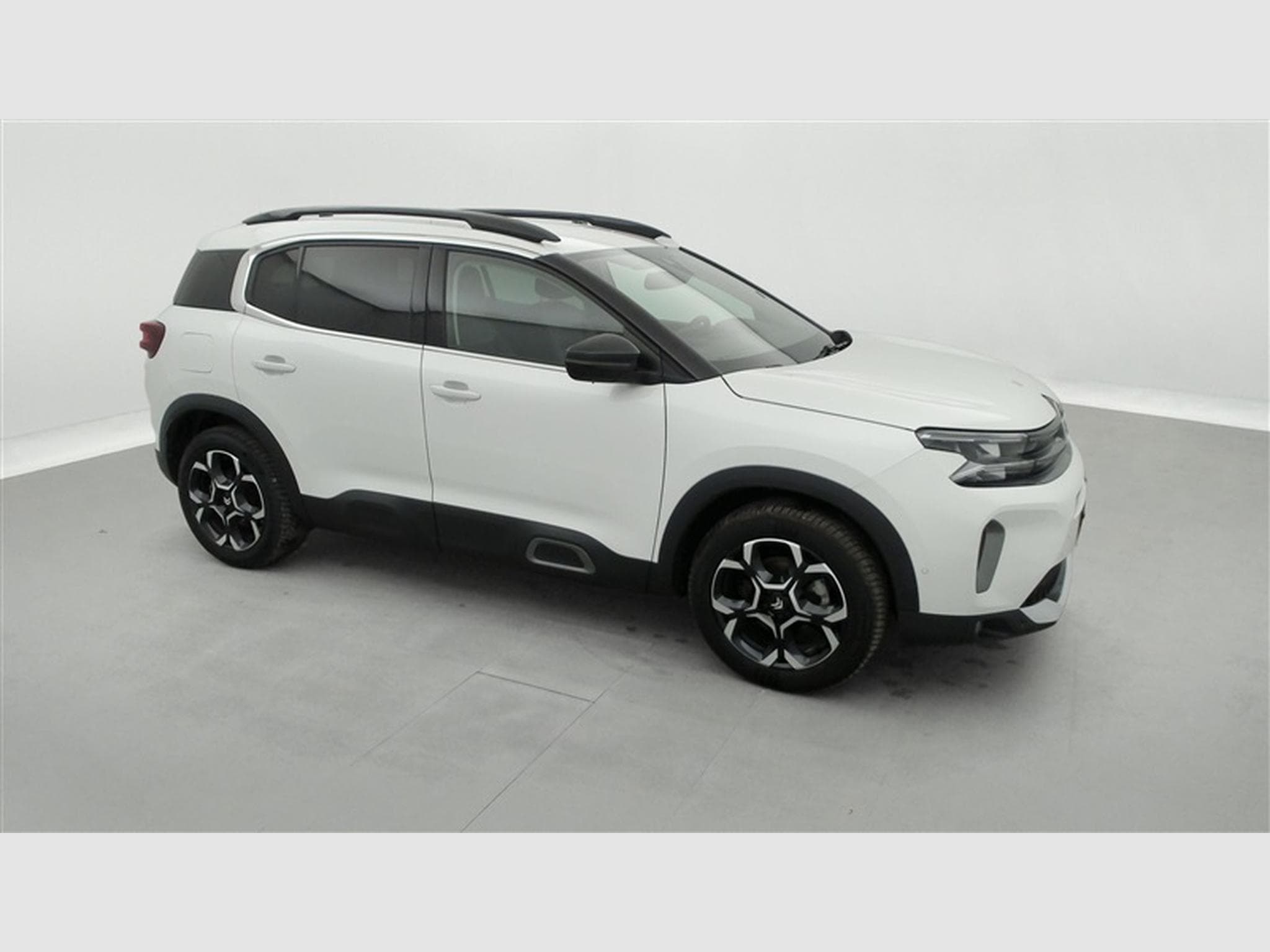 Citroen C5 Aircross 1.2i 130Cv EAT8 Shine NAVI / CARPLAY / FULL LED (2023) - Photo 23