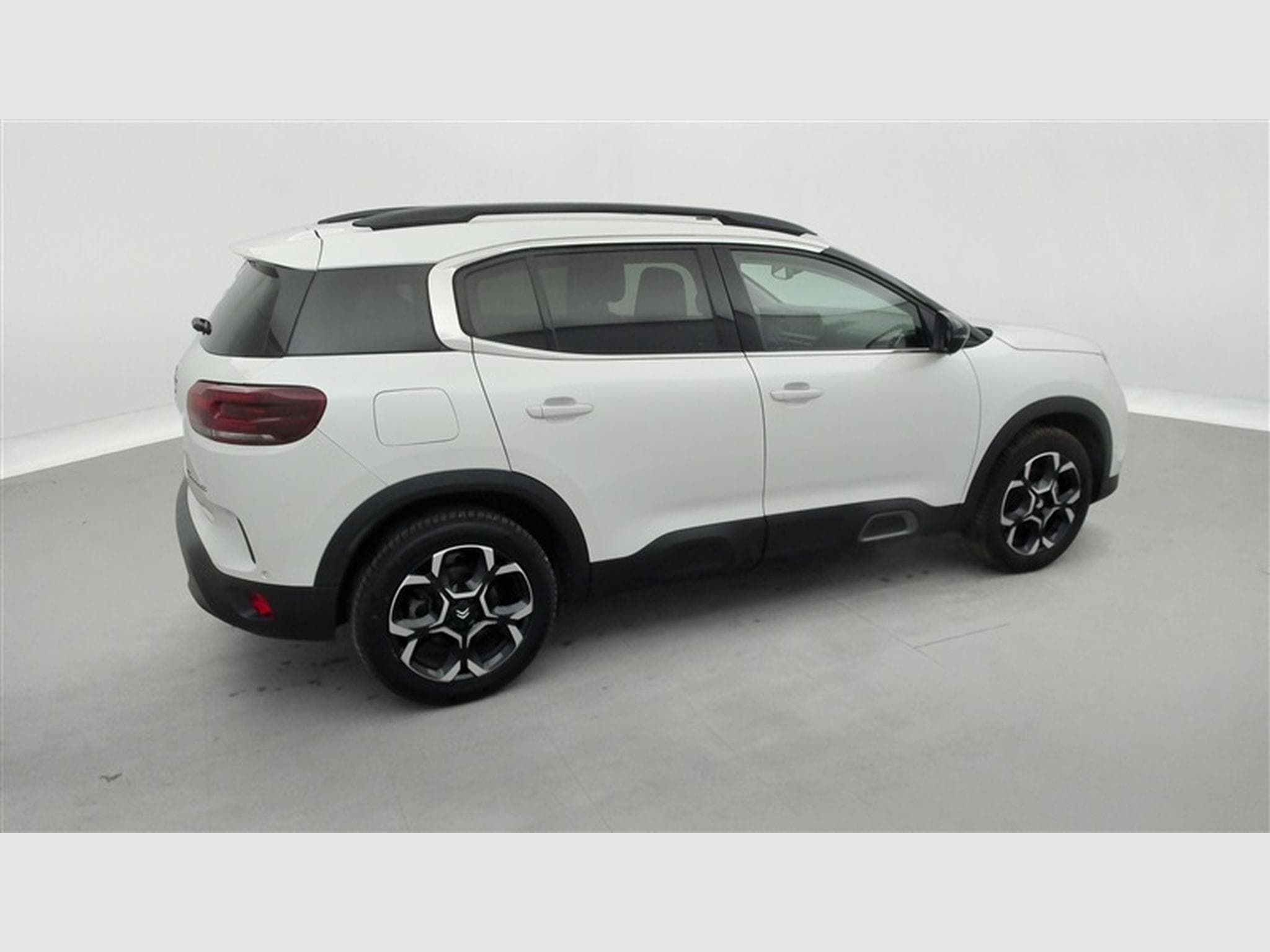 Citroen C5 Aircross 1.2i 130Cv EAT8 Shine NAVI / CARPLAY / FULL LED (2023) - Photo 25