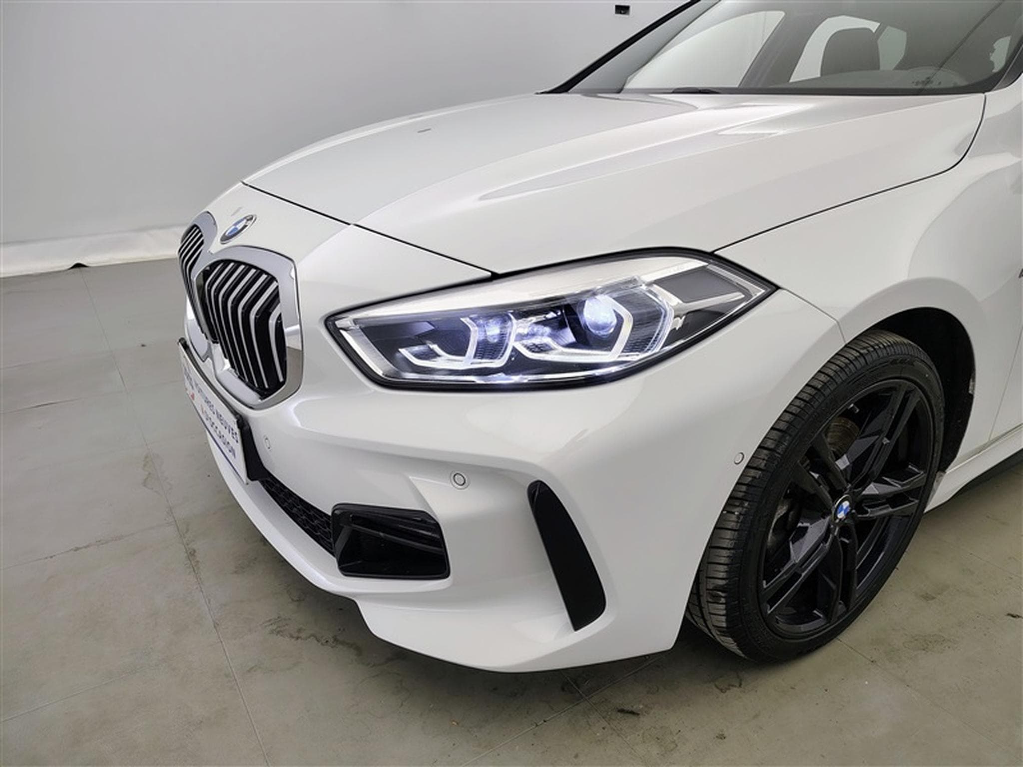 BMW 118 iA PACK M NAVI / FULL LED / S-CUIR / PANO (2023) - Photo 15