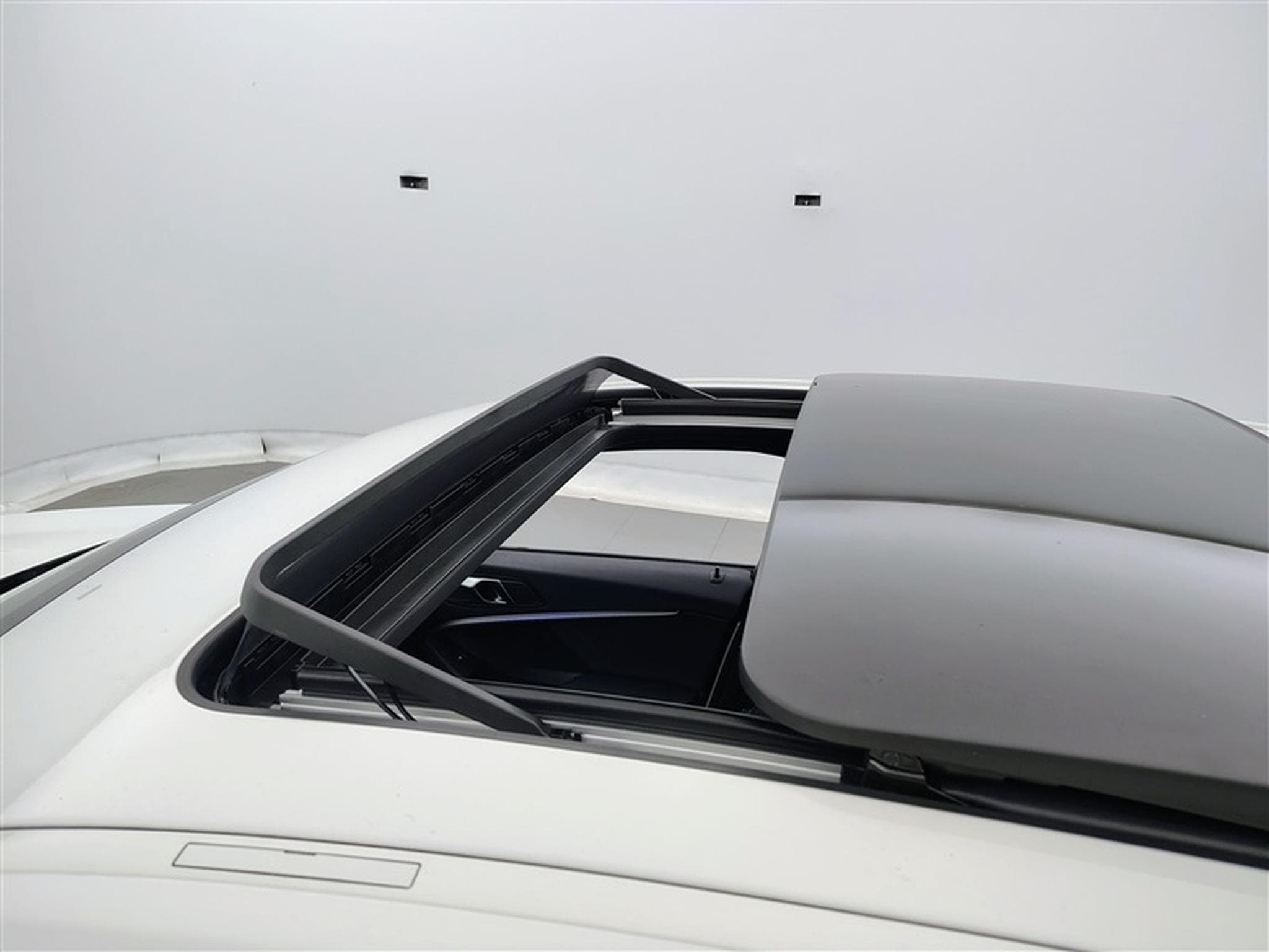 BMW 118 iA PACK M NAVI / FULL LED / S-CUIR / PANO (2023) - Photo 19