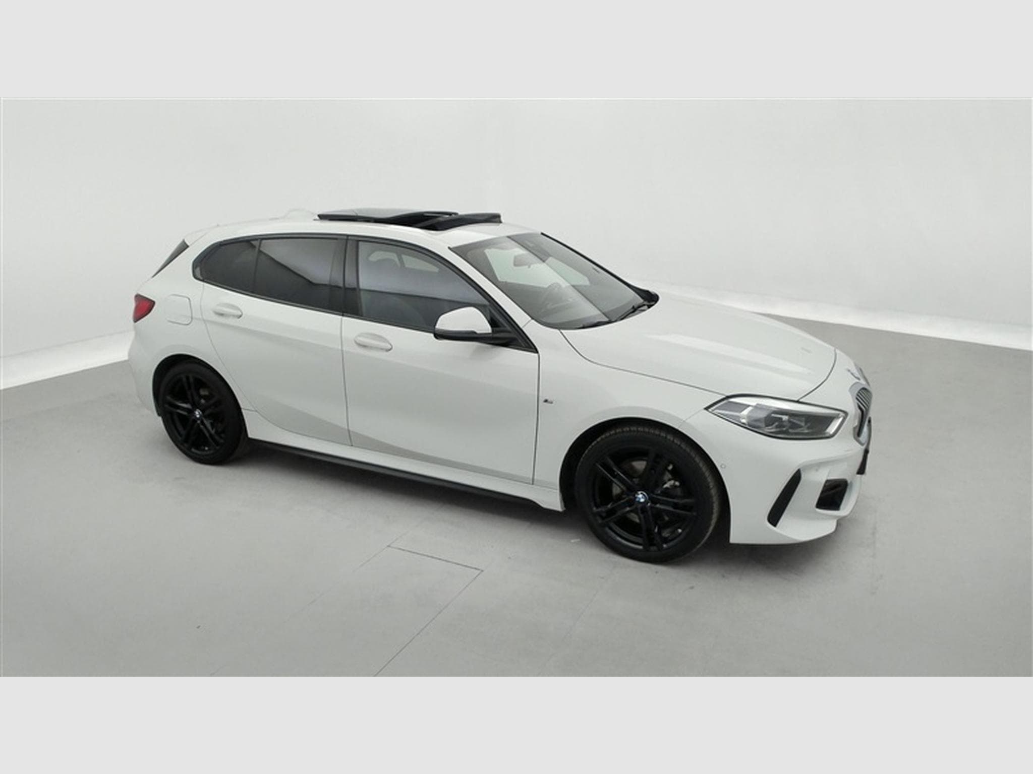 BMW 118 iA PACK M NAVI / FULL LED / S-CUIR / PANO (2023) - Photo 25