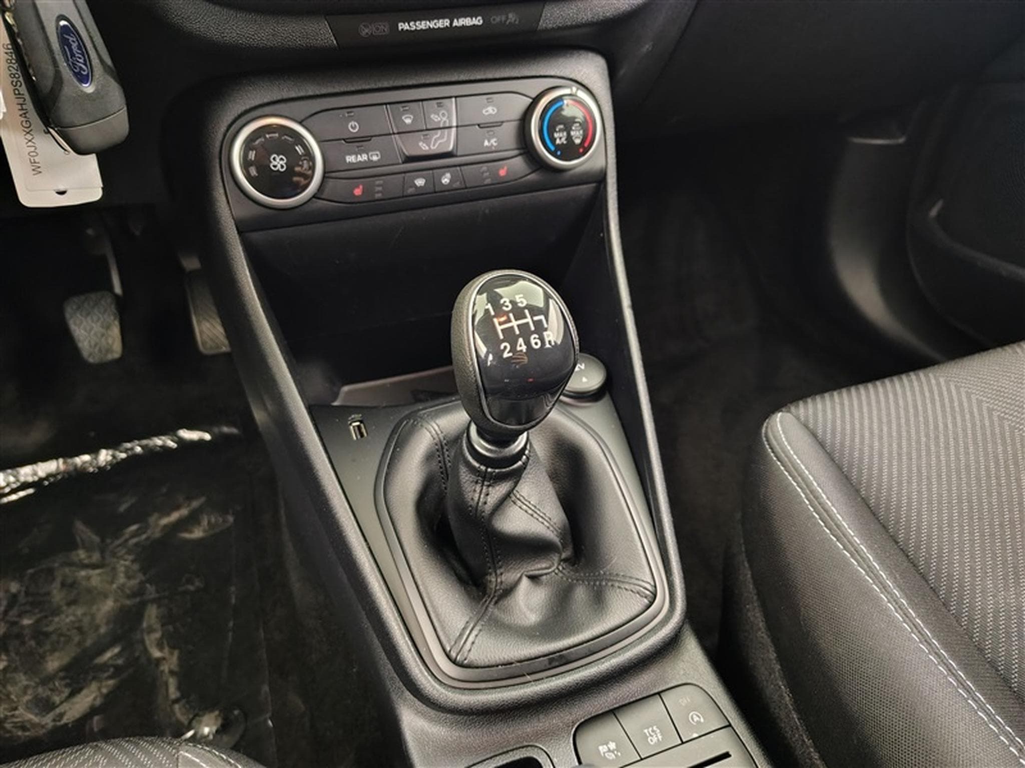 Ford Fiesta 1.0 EcoBoost Connected CARPLAY/LED/PDC (2024) - Photo 12