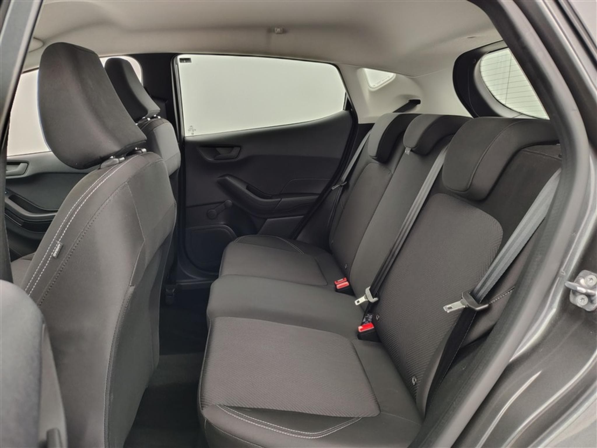 Ford Fiesta 1.0 EcoBoost Connected CARPLAY/LED/PDC (2024) - Photo 13