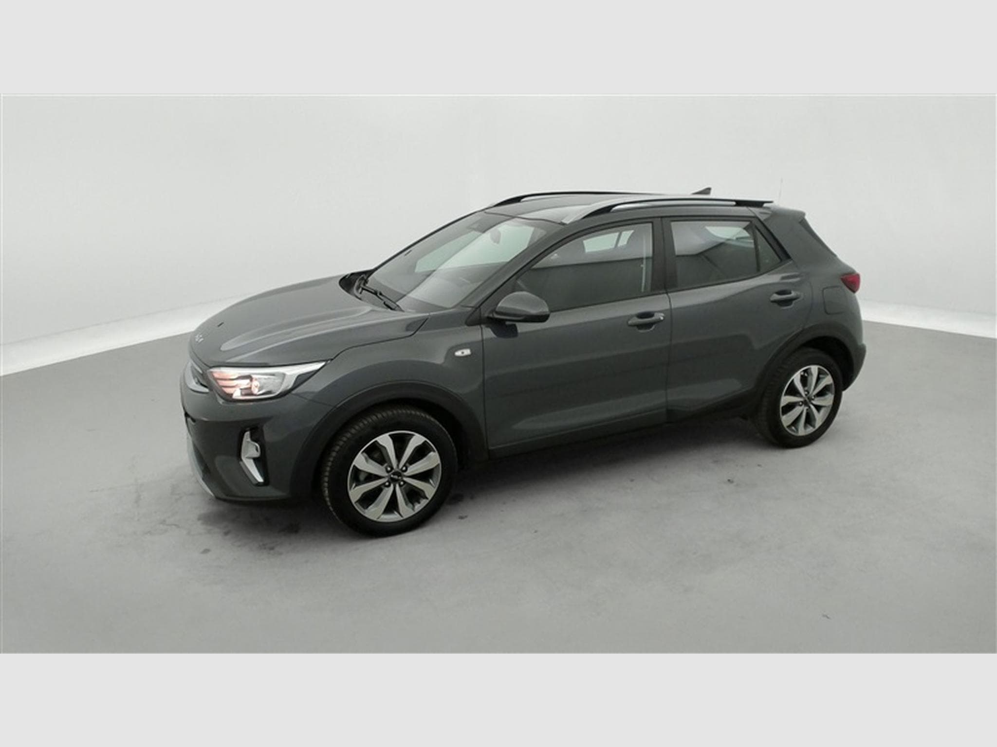 Kia Stonic 1.0 T MHEV Business Line NAVI/LED/JA16/PDC/CAMERA (2023) - Photo 20
