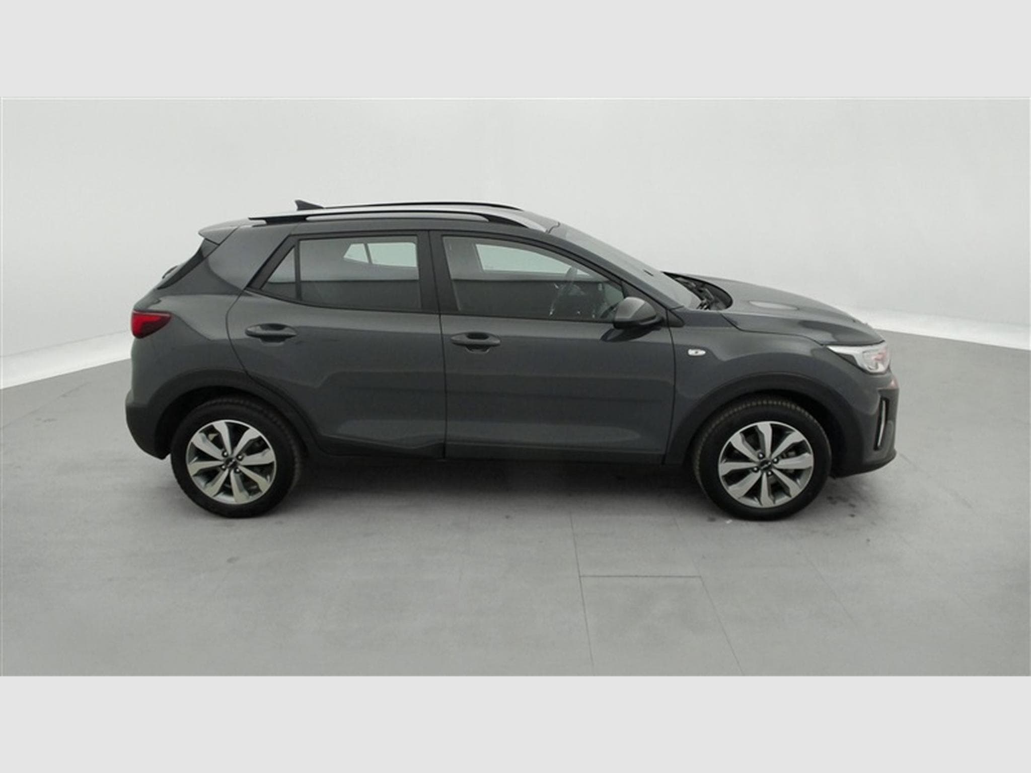 Kia Stonic 1.0 T MHEV Business Line NAVI/LED/JA16/PDC/CAMERA (2023) - Photo 23
