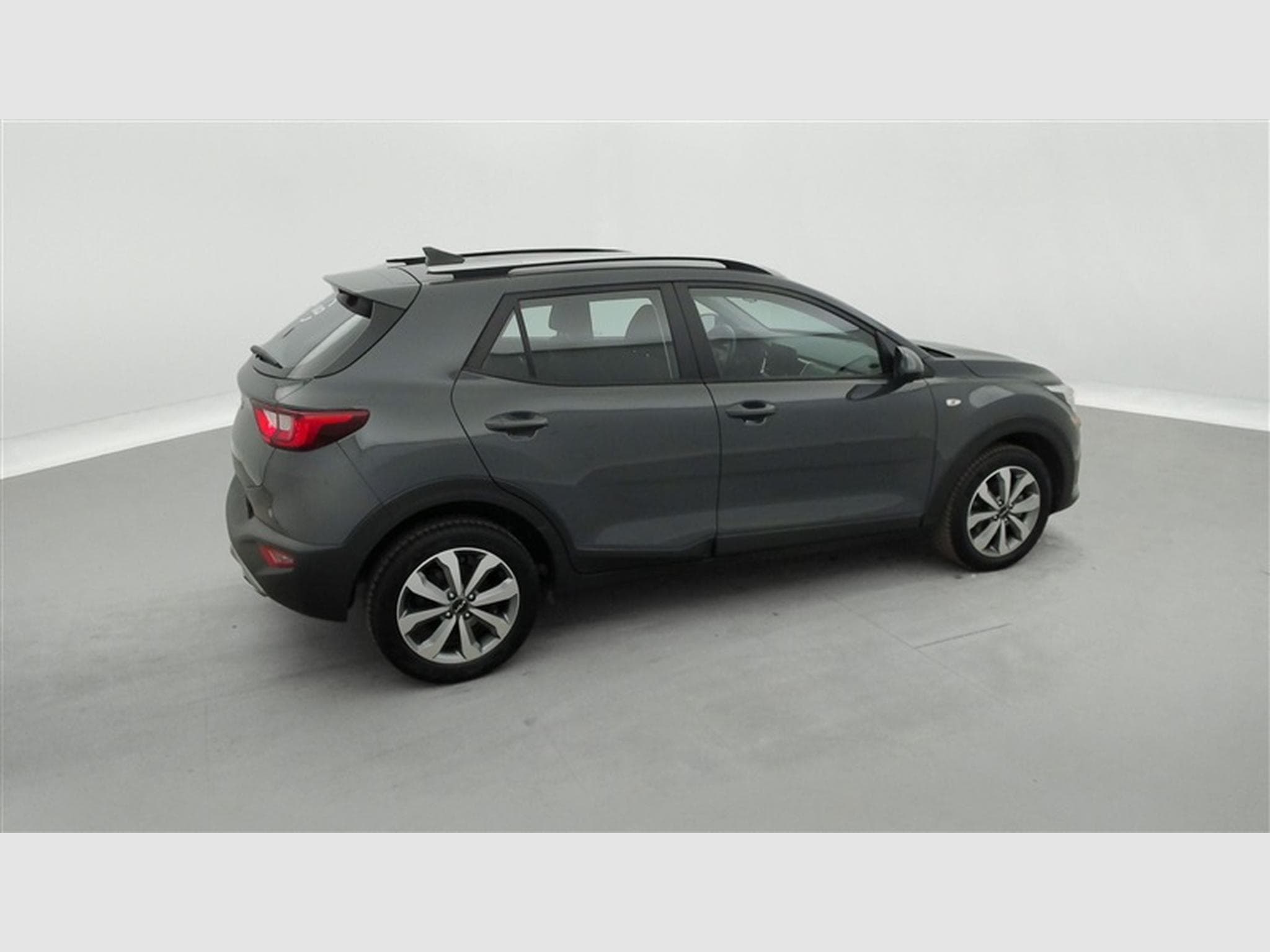 Kia Stonic 1.0 T MHEV Business Line NAVI/LED/JA16/PDC/CAMERA (2023) - Photo 24