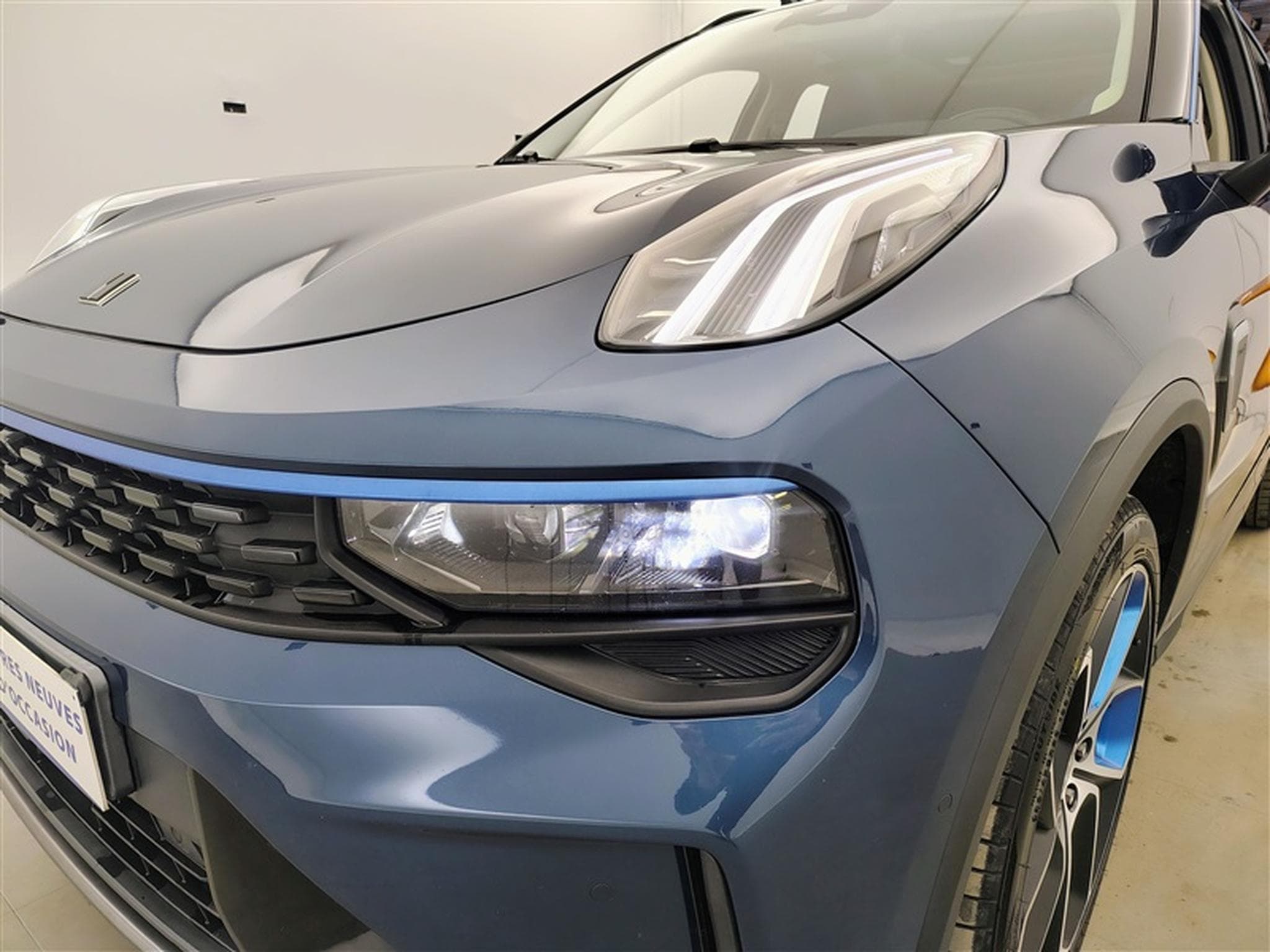 Lynk & Co 01 1.5 Turbo PHEV NAVI / FULL LED / PANO / CAMERA / ALU 20" (2023) - Photo 15