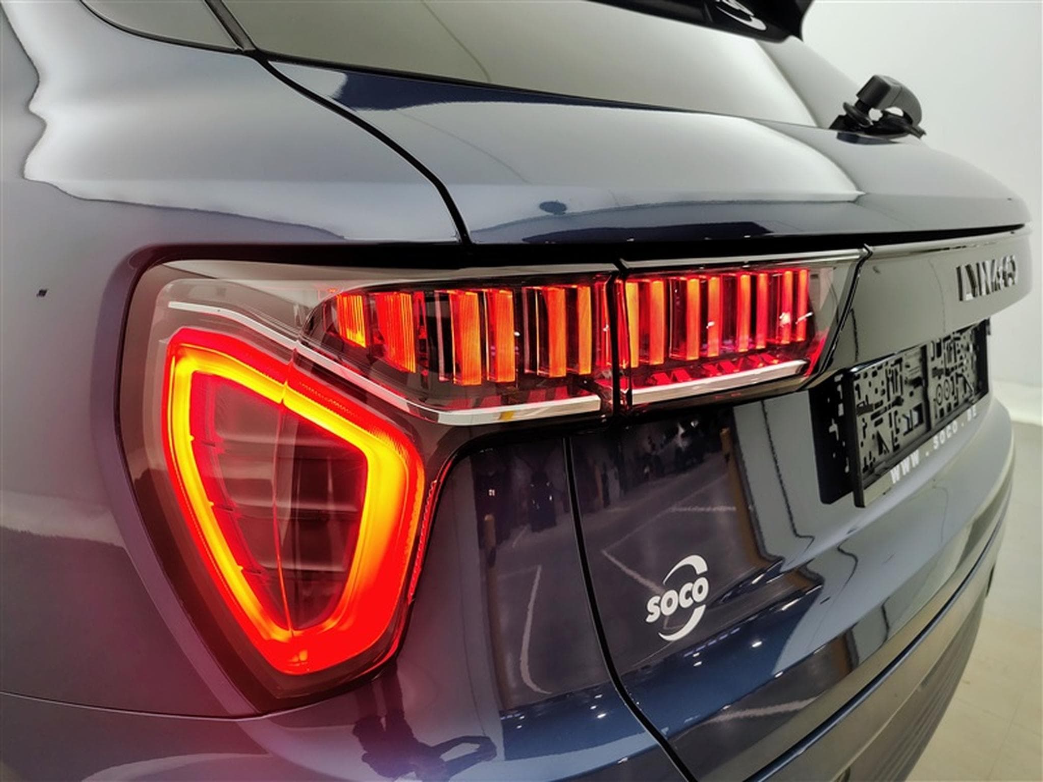 Lynk & Co 01 1.5 Turbo PHEV NAVI / FULL LED / PANO / CAMERA / ALU 20" (2023) - Photo 16