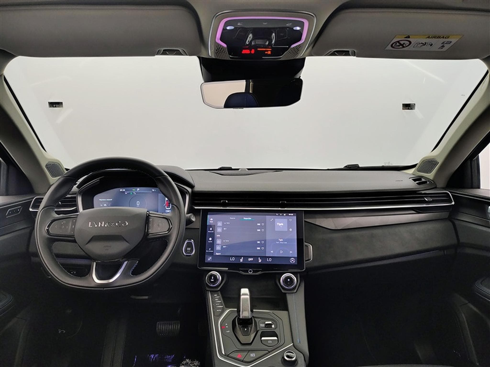 Lynk & Co 01 1.5 Turbo PHEV NAVI / FULL LED / PANO / CAMERA / ALU 20" (2023) - Photo 8