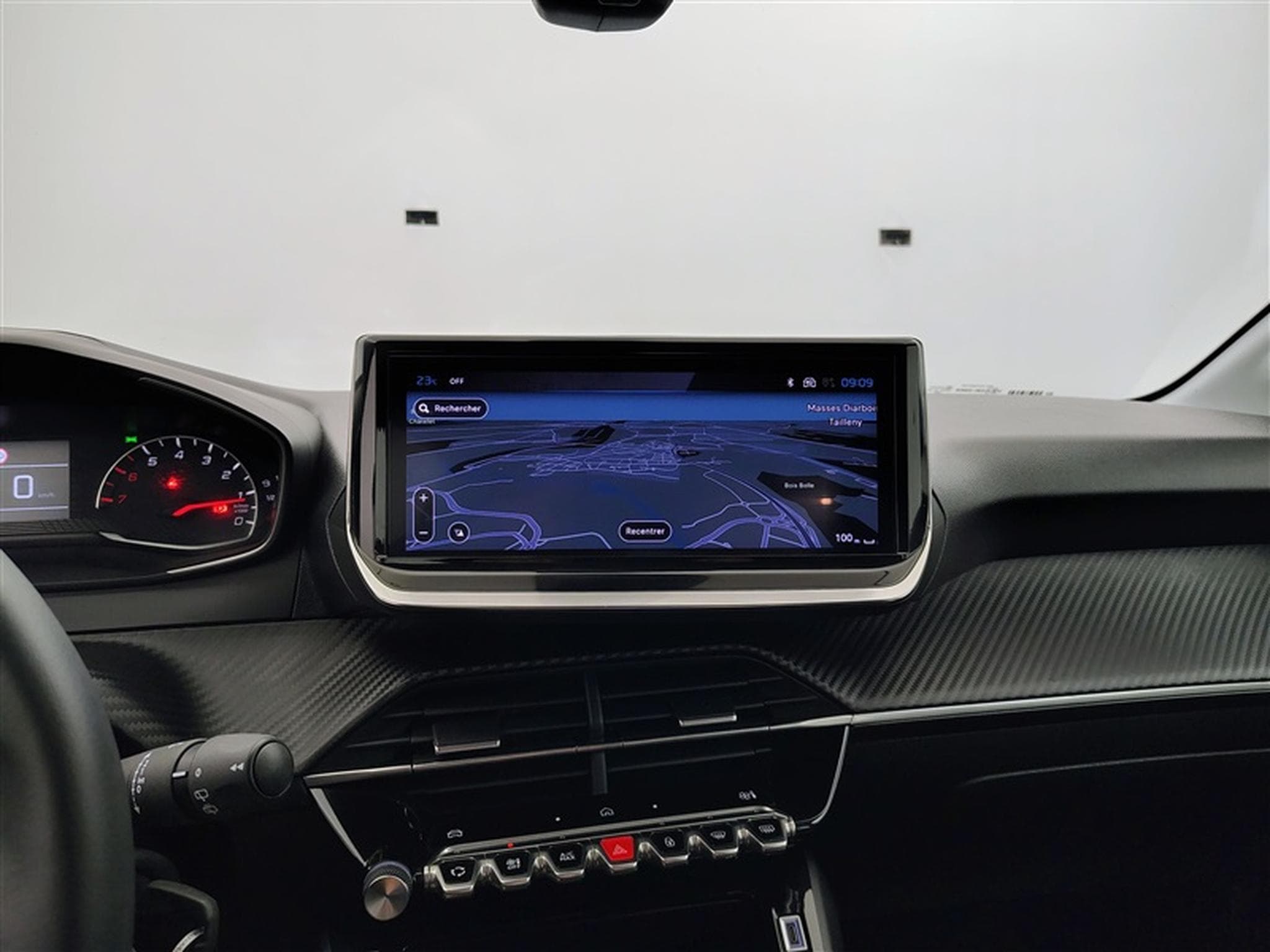 Peugeot 208 1.2 PureTech 75cv Active Pack CARPLAY / FULL LED / PDC AR (2024) - Photo 11