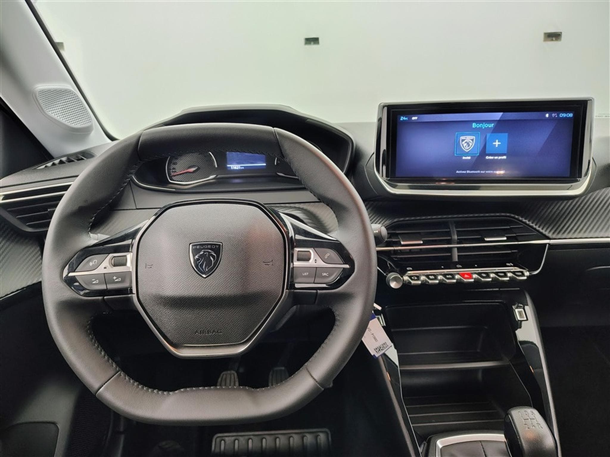 Peugeot 208 1.2 PureTech 75cv Active Pack CARPLAY / FULL LED / PDC AR (2024) - Photo 9