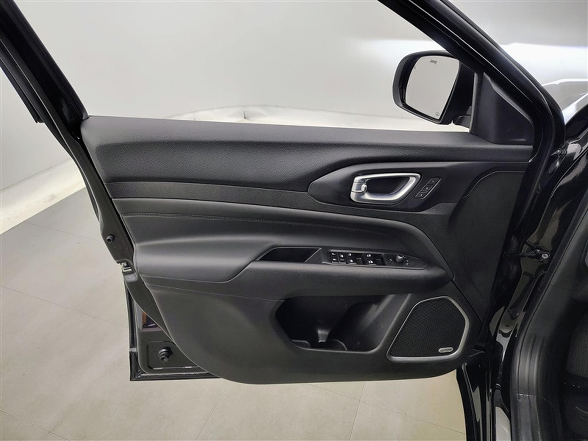 Jeep Compass 1.5 Turbo GSE T4 e-Hybrid BVR7 CUIR / CARPLAY / FULL LED (2023) - Photo 17