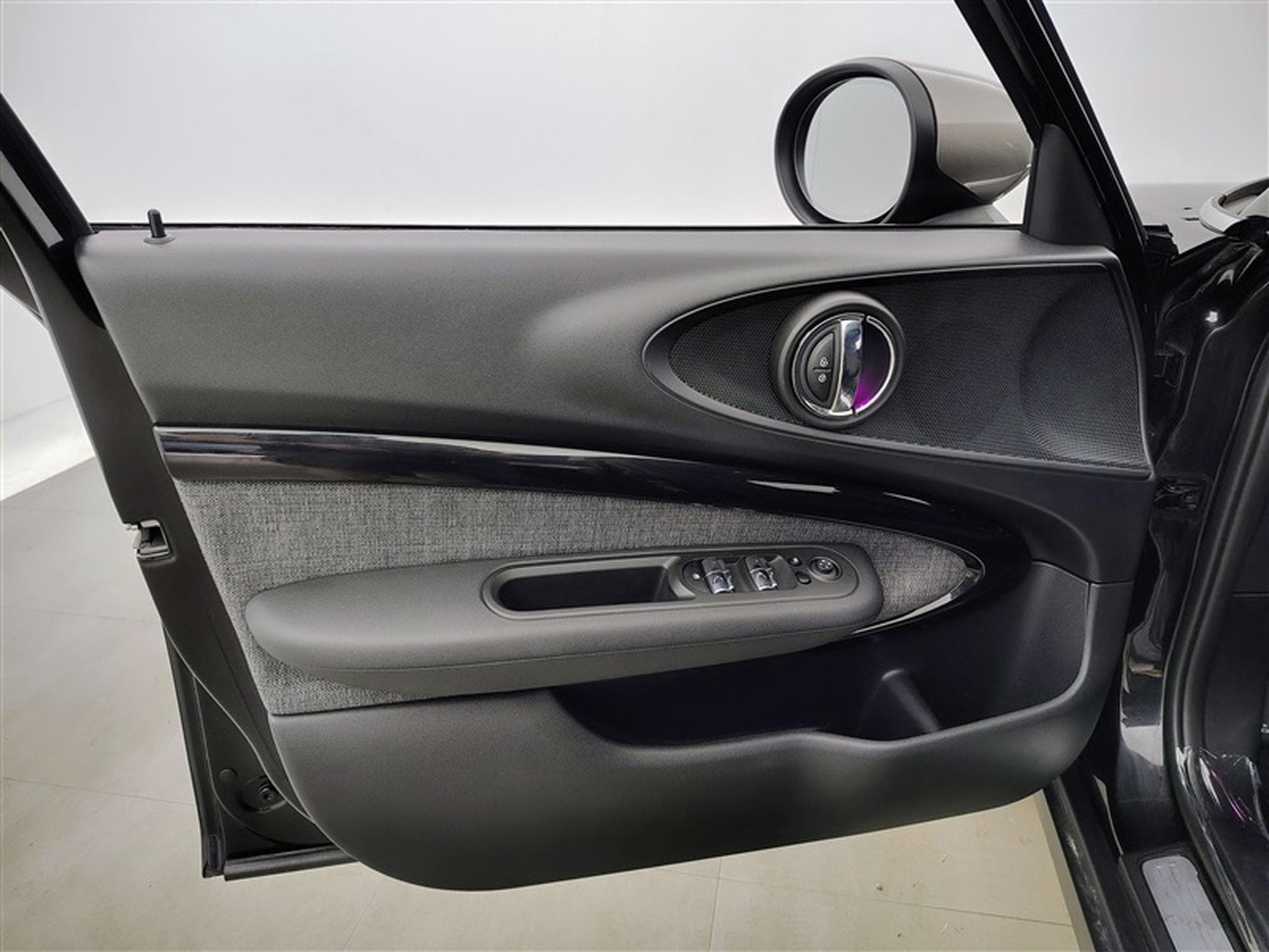 MINI Clubman 1.5A OPF S-CUIR/CAM/CARPLAY/SIEGES CH (2023) - Photo 17