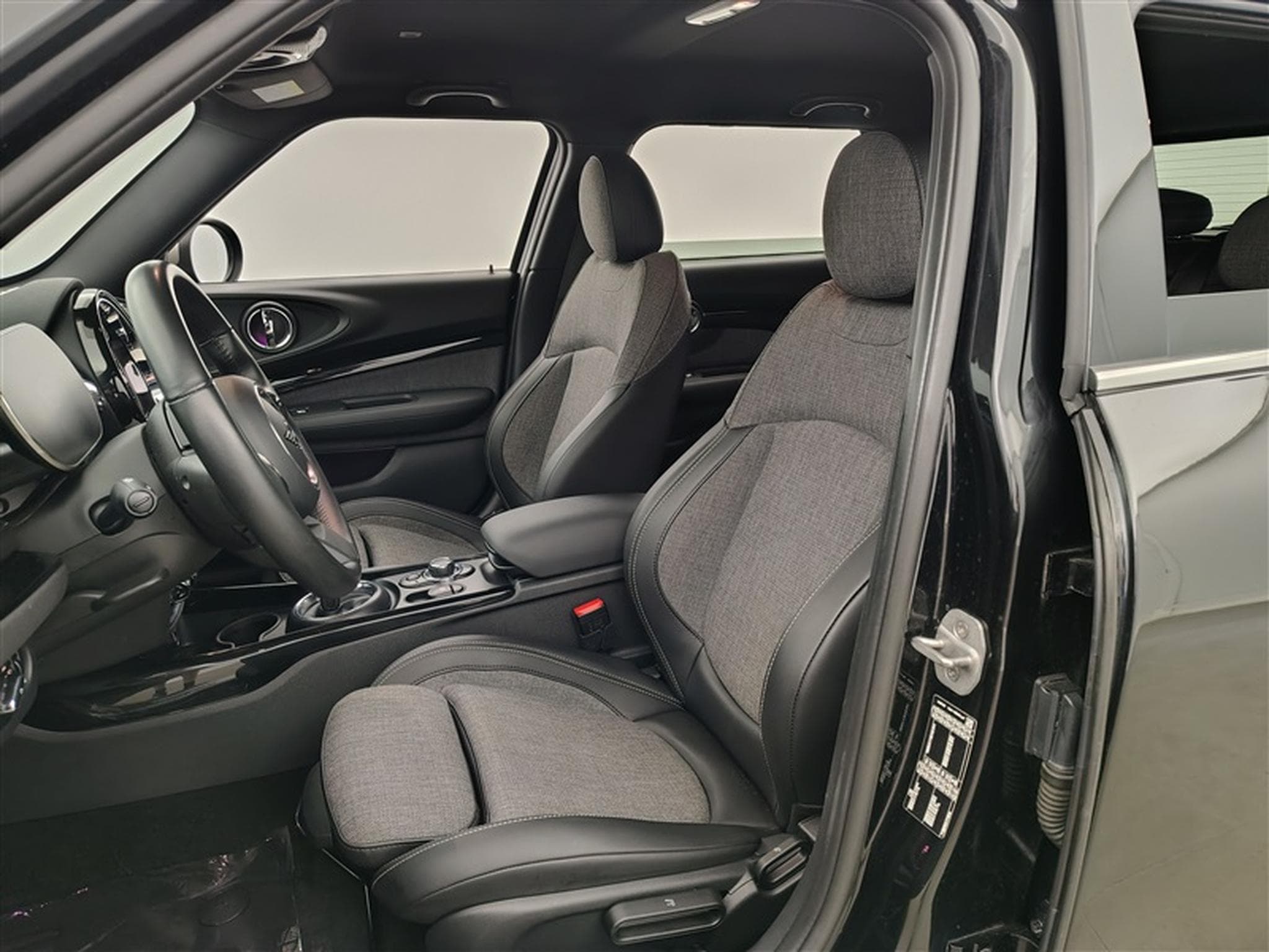 MINI Clubman 1.5A OPF S-CUIR/CAM/CARPLAY/SIEGES CH (2023) - Photo 7