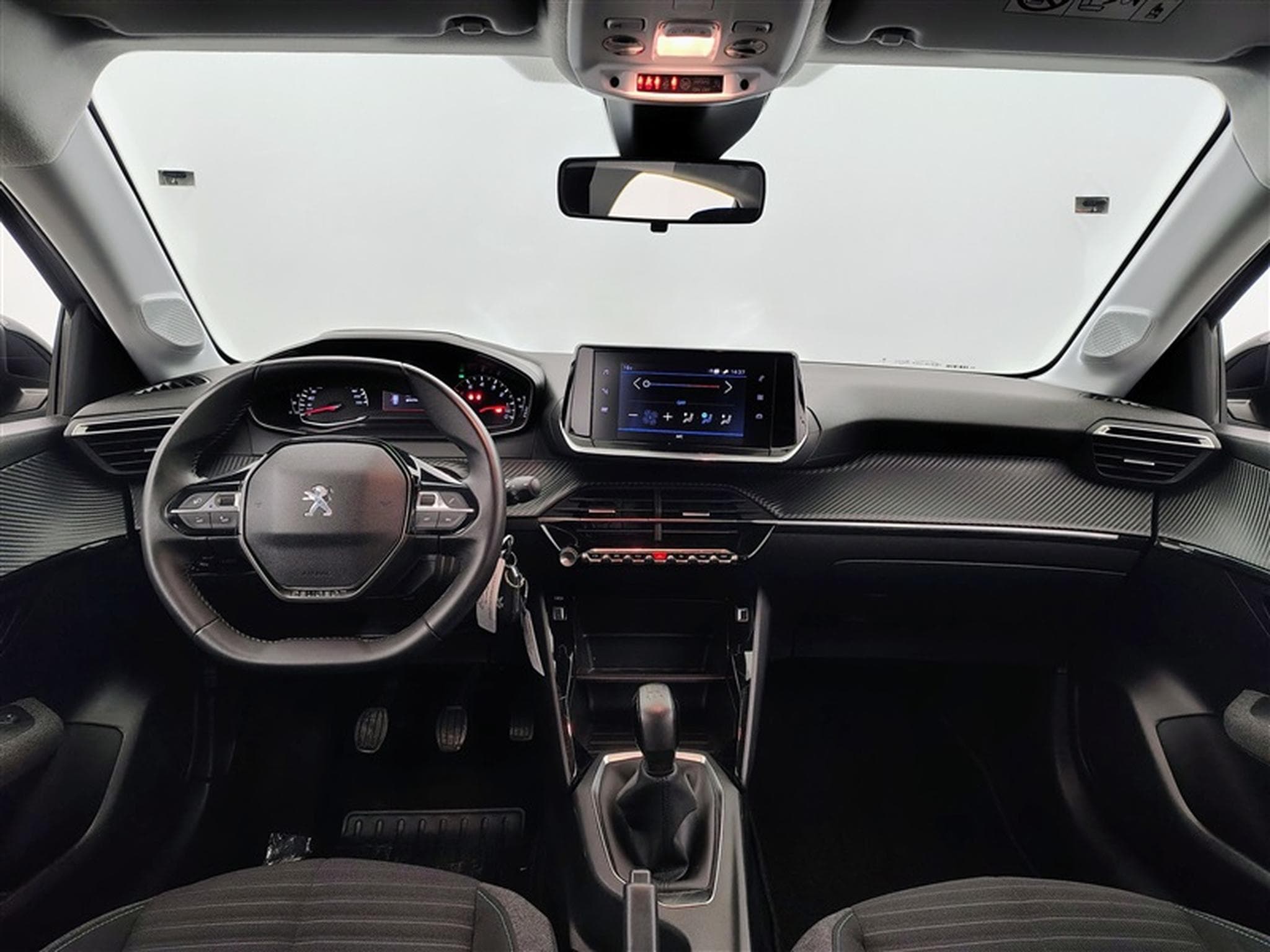 Peugeot 208 1.2i PureTech Style NAVI / FULL LED / CLIM (2023) - Photo 8
