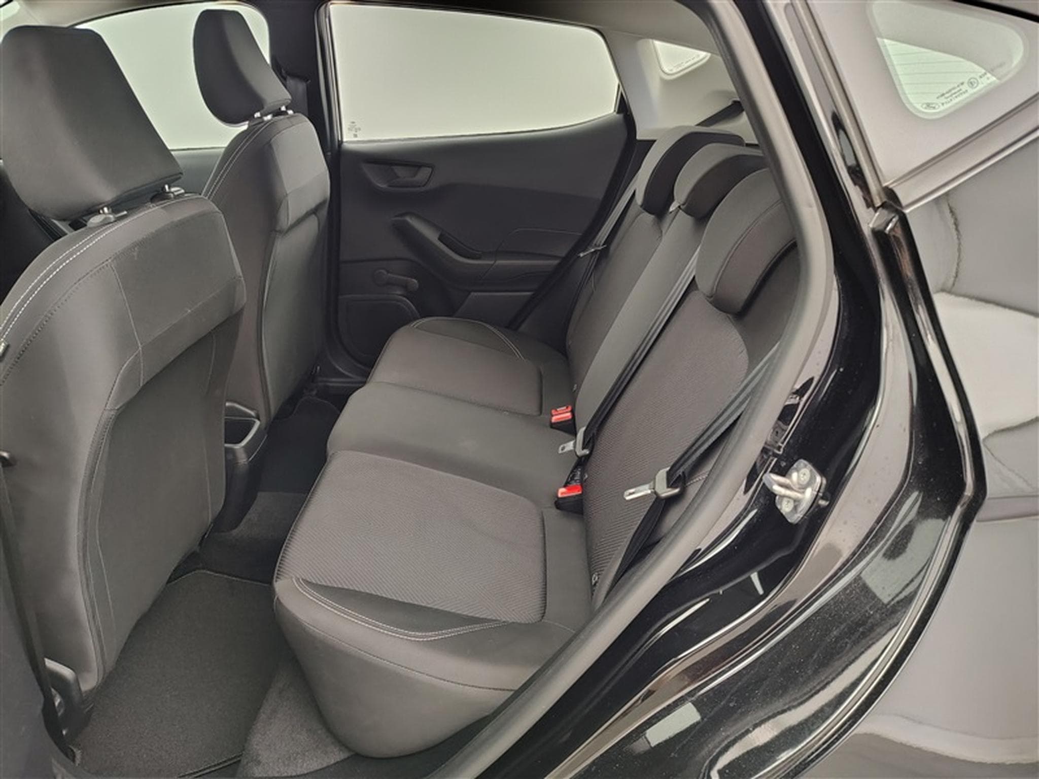 Ford Fiesta 1.0 EcoBoost Connected CARPLAY/LED/PDC (2024) - Photo 13