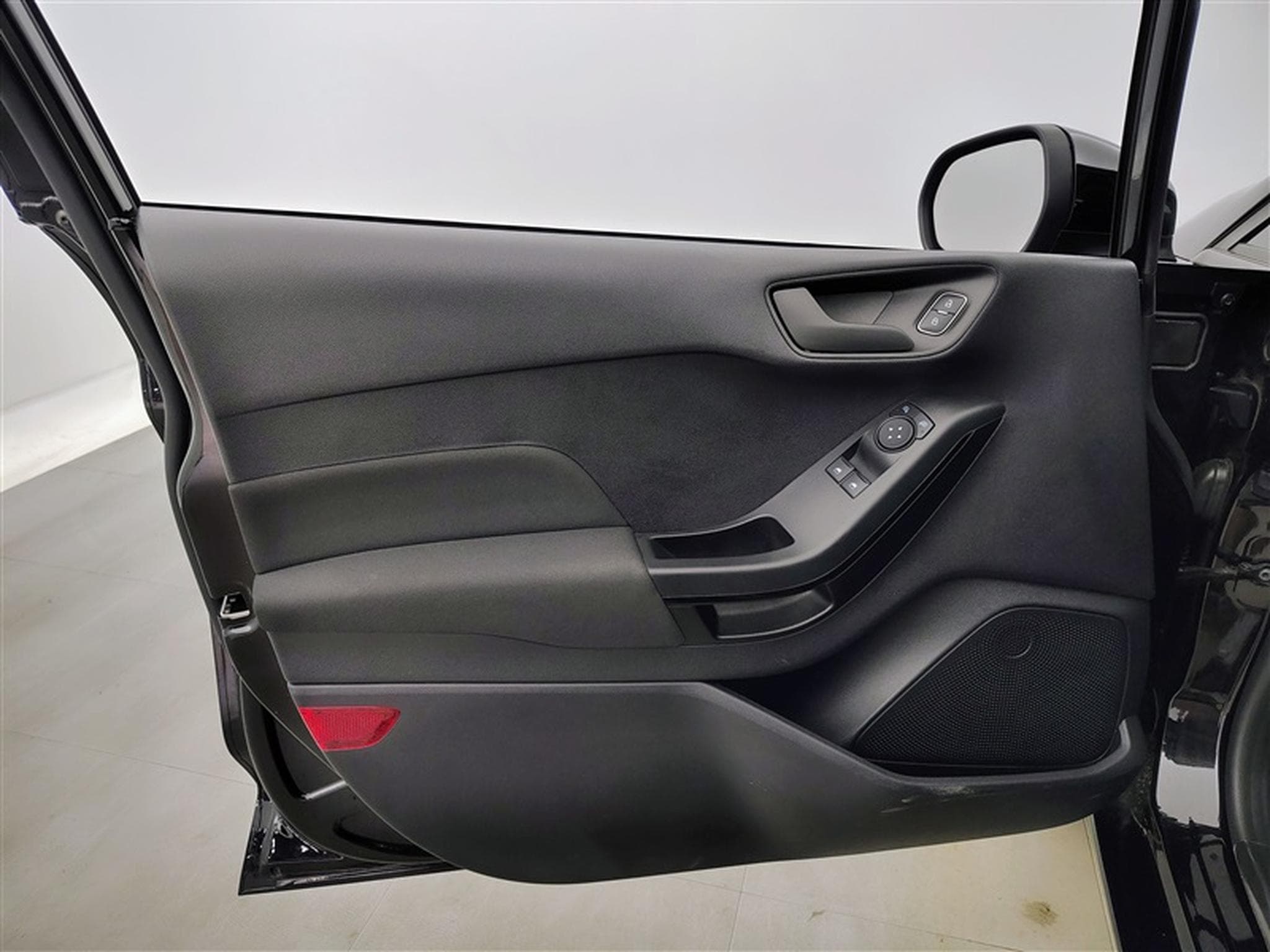 Ford Fiesta 1.0 EcoBoost Connected CARPLAY/LED/PDC (2024) - Photo 16