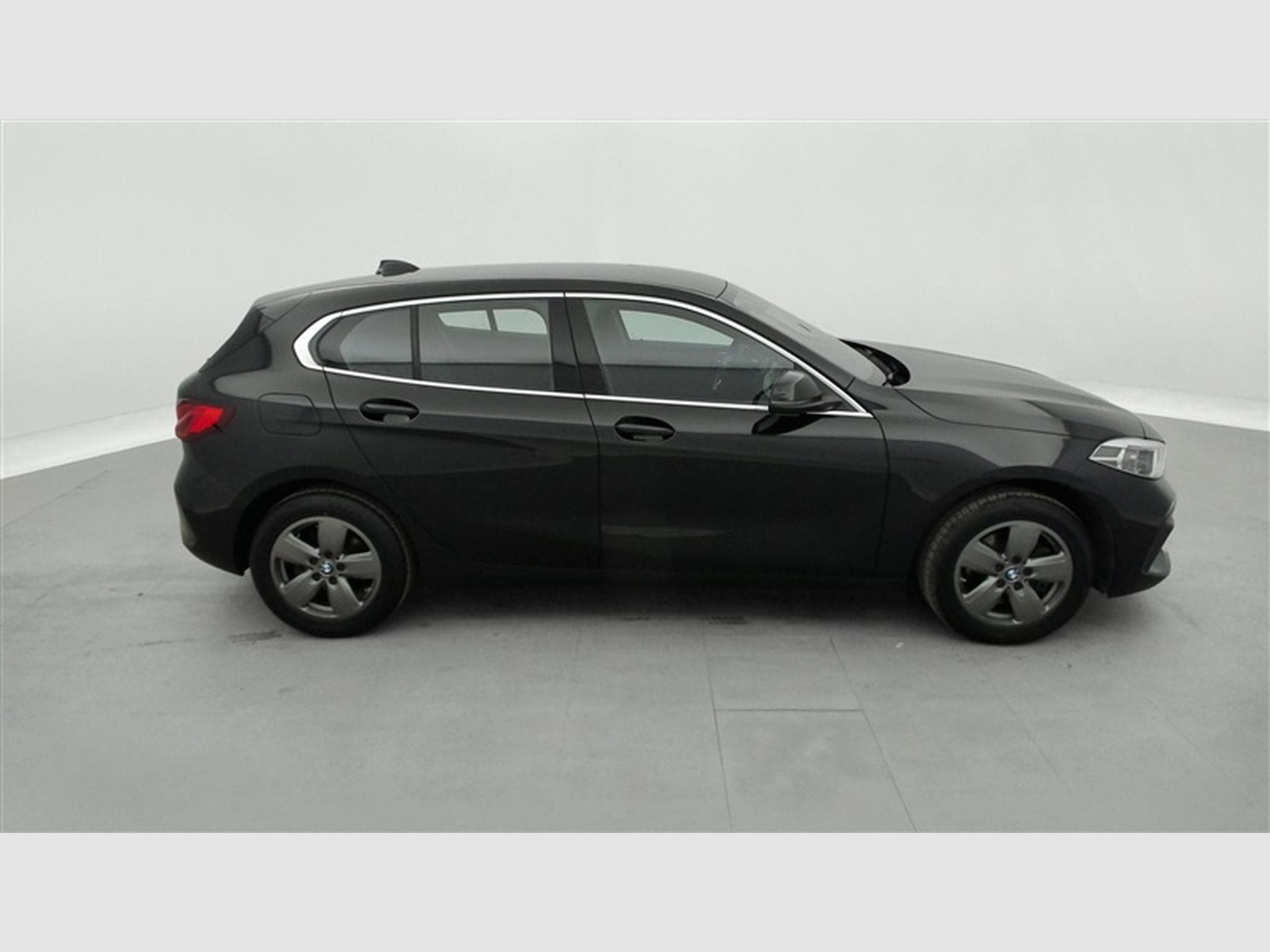 BMW 116 116i Business Line NAVI/FULL LED/JA16/PDC AV AR (2023) - Photo 24