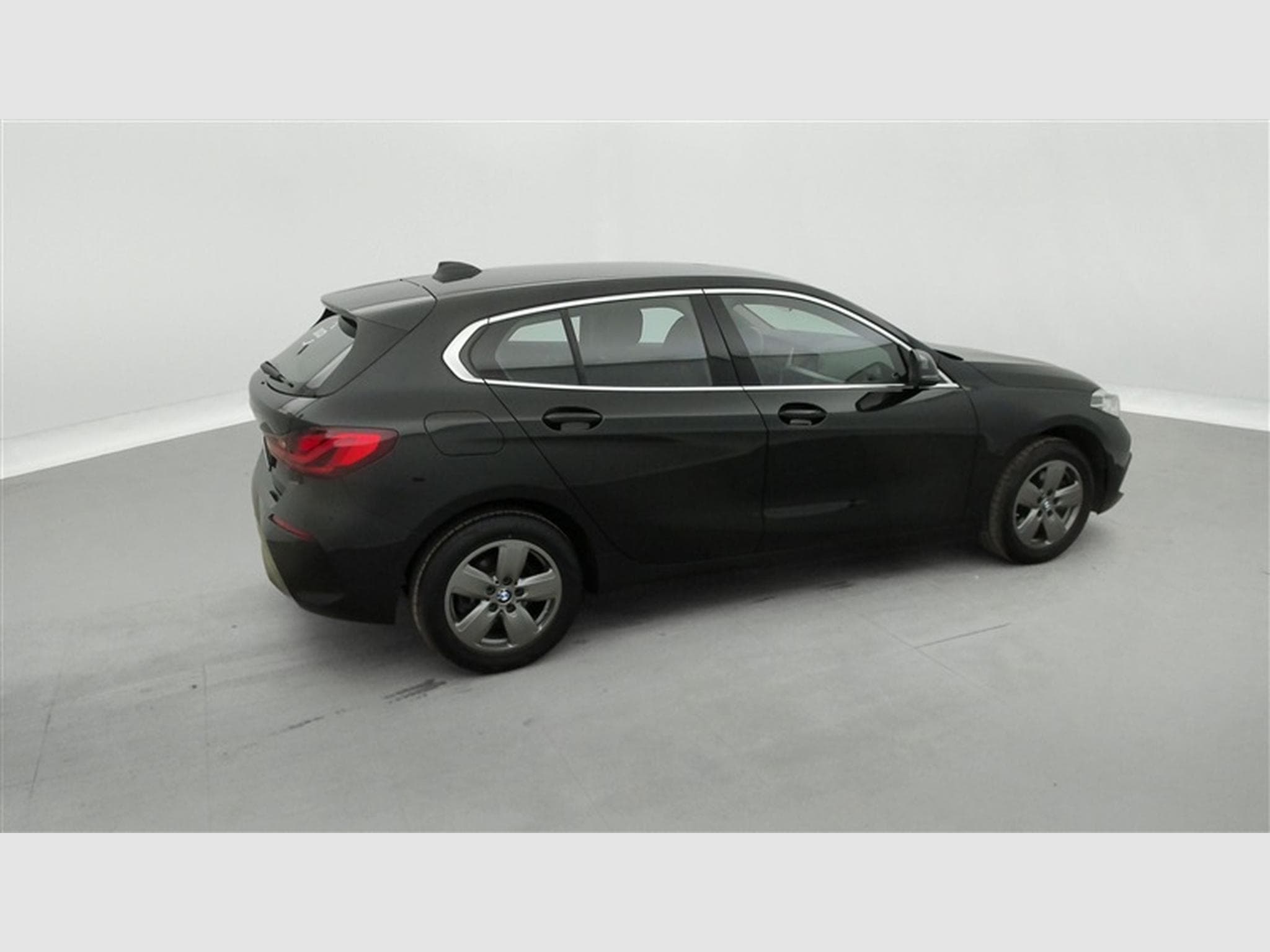 BMW 116 116i Business Line NAVI/FULL LED/JA16/PDC AV AR (2023) - Photo 25