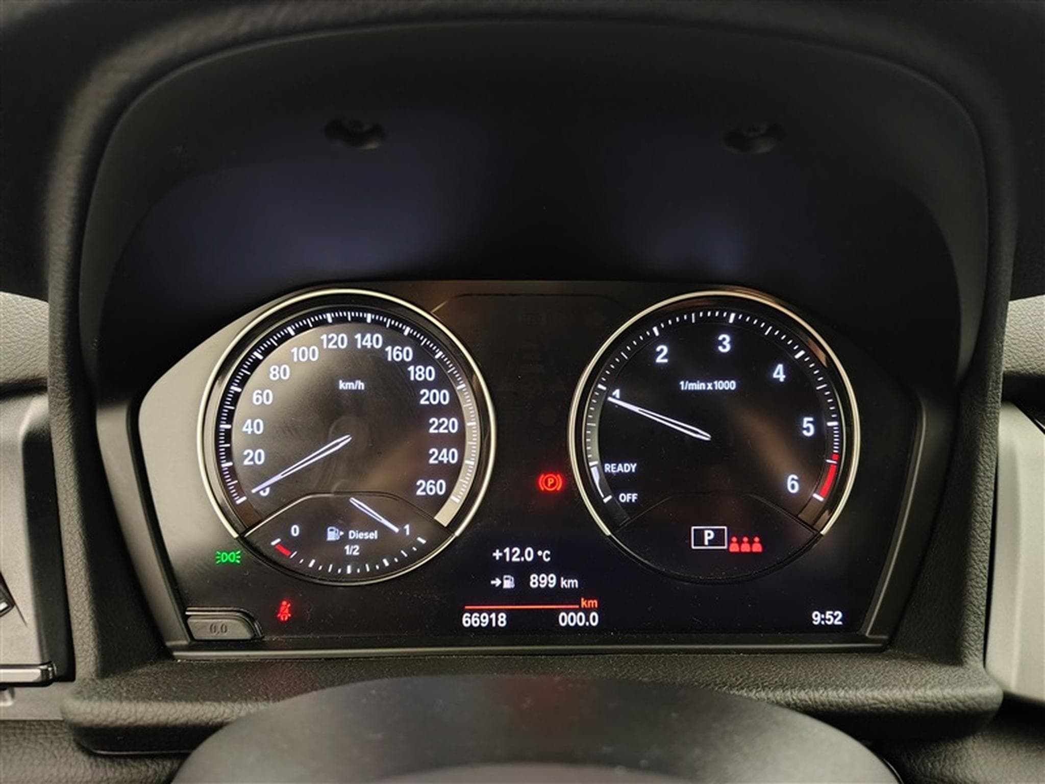 BMW 216 dA Gran Tourer AdBlue Cuir / Navi / Led / PDC av+ar (2021) - Photo 10